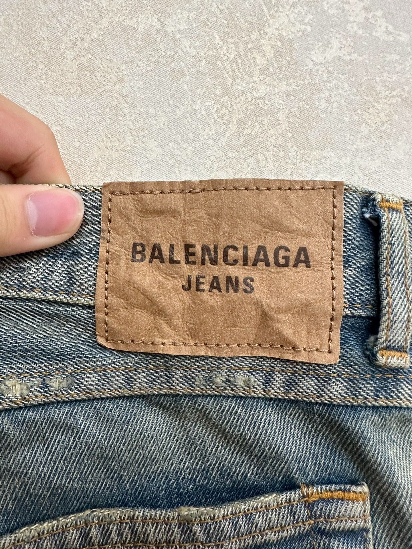Balenciaga Balenciaga Runway Split Hem Jeans Size US 34 / EU 50 - 6 Thumbnail