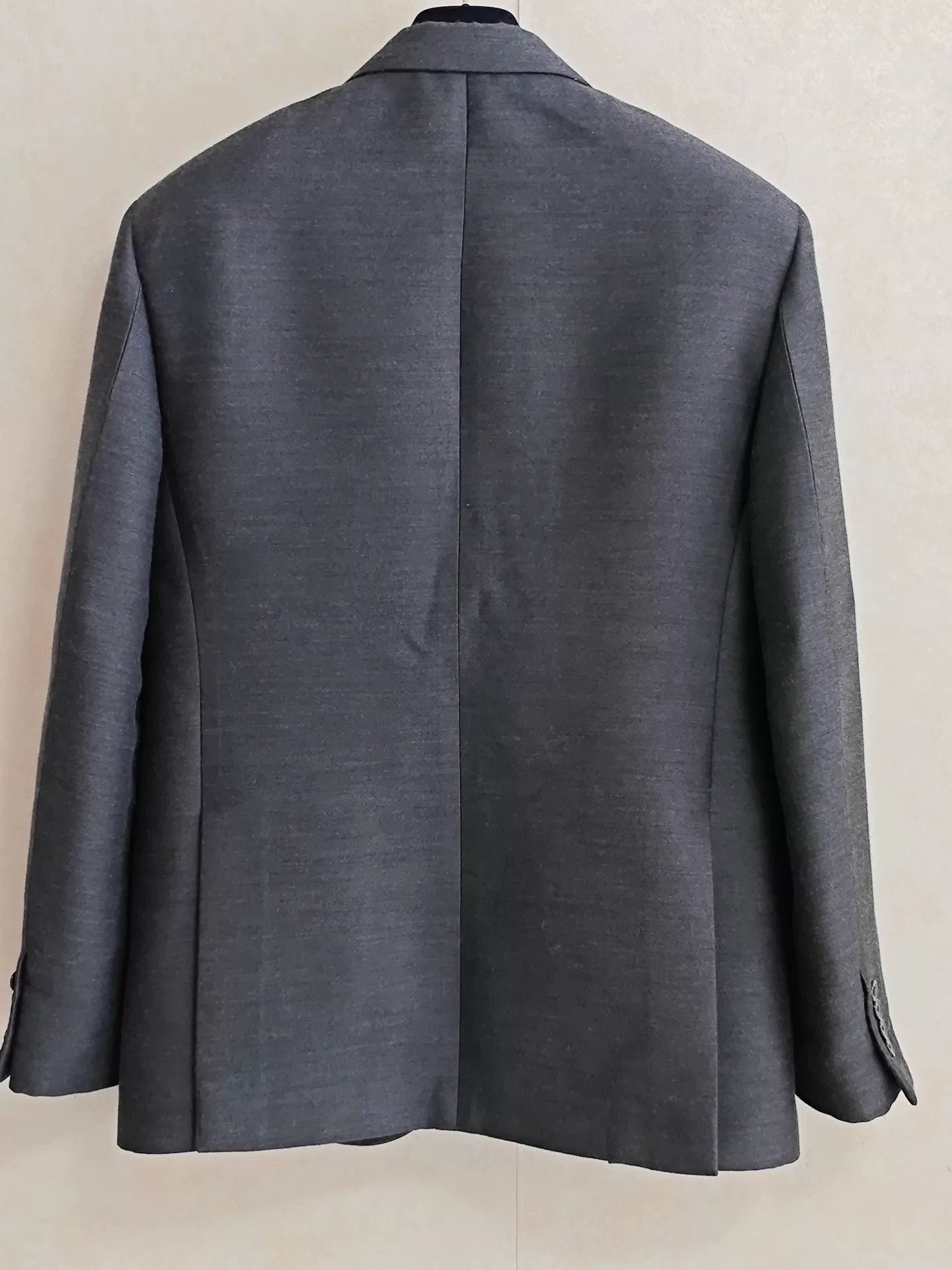 Louis Vuitton Louis Vuitton Yayoi Kusama Floral Gray Suit Size US M / EU 48-50 / 2 - 2 Thumbnail