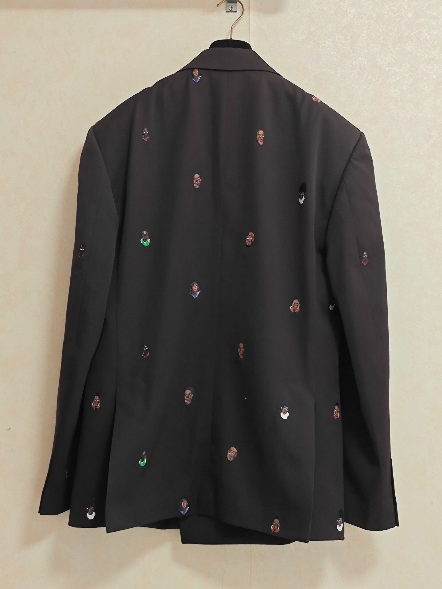 Louis Vuitton Louis Vuitton Pharrell Portrait Embroidery Jacket Size US XXL / EU 58 / 5 - 3 Thumbnail