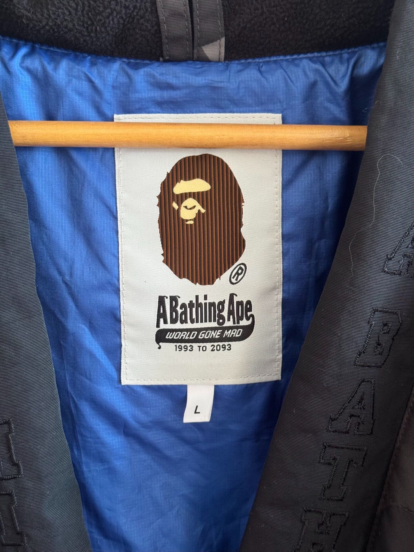 Bape Bape Black Camo Down Robe Jacket Size US L / EU 52-54 / 3 - 3 Thumbnail