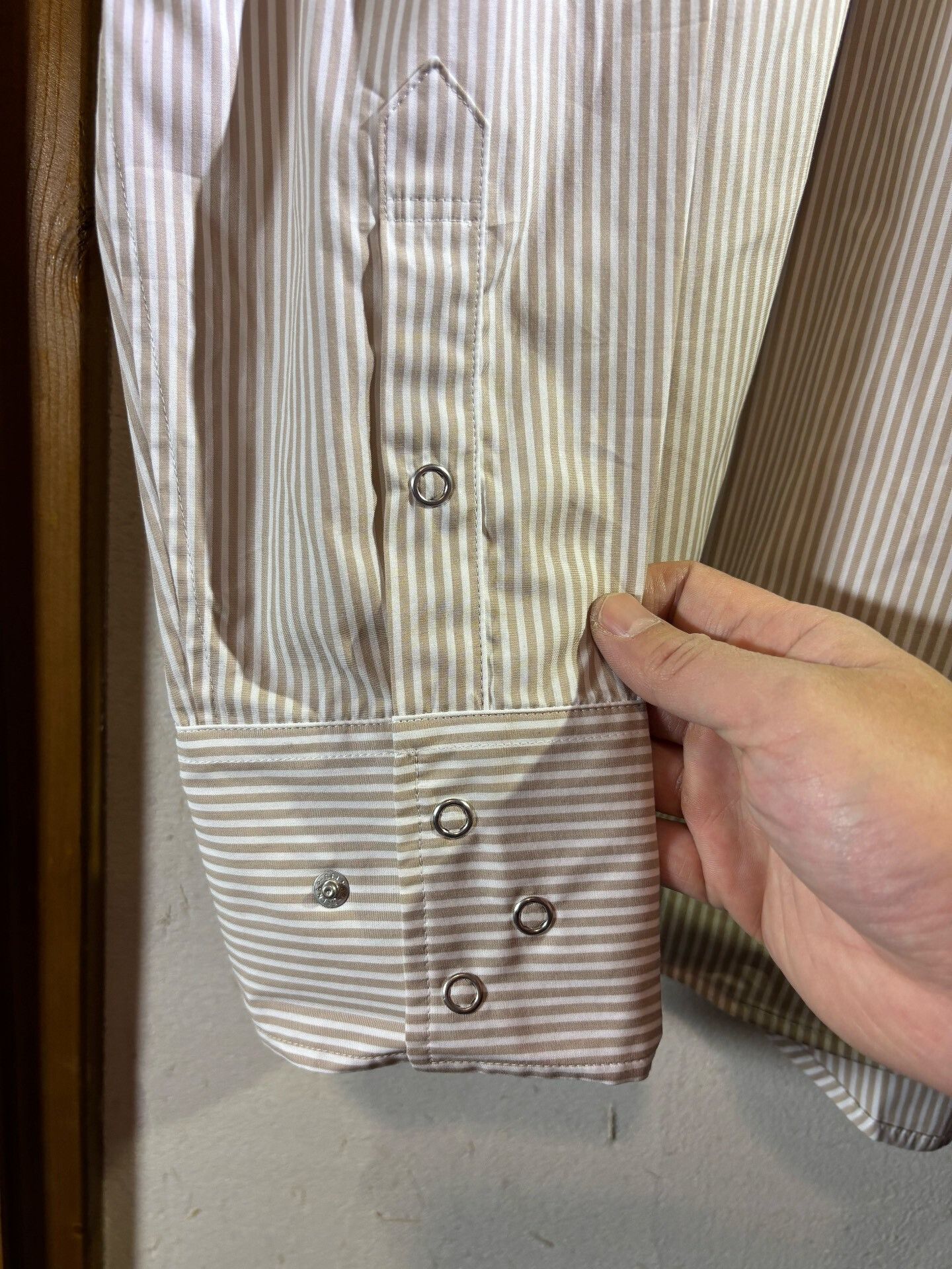 Beams Plus International Gallery Beams Multi-Button Shirt Size US L / EU 52-54 / 3 - 6 Thumbnail