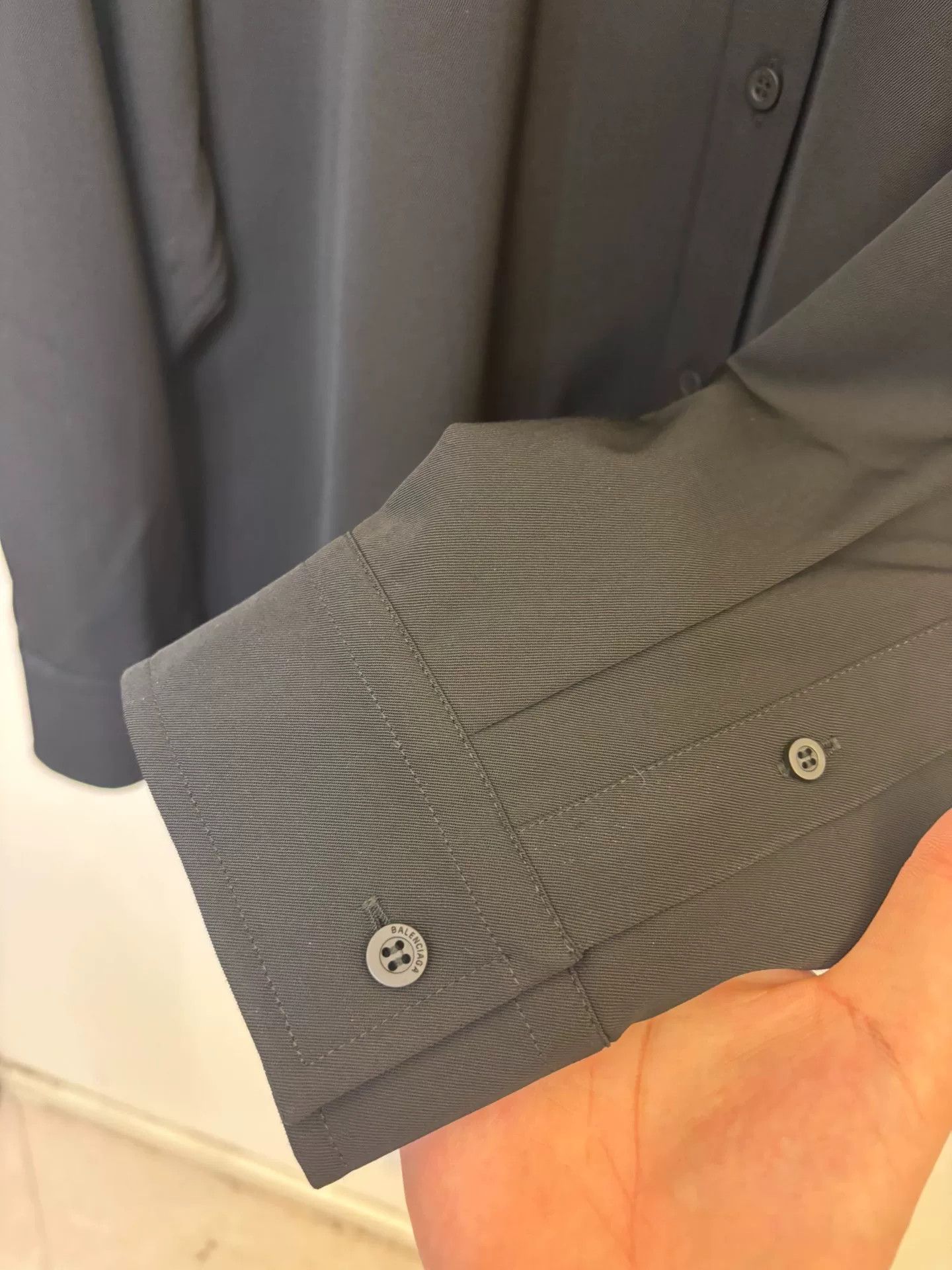 Balenciaga Balenciaga Fine Wool Shirt Size US L / EU 52-54 / 3 - 5 Thumbnail