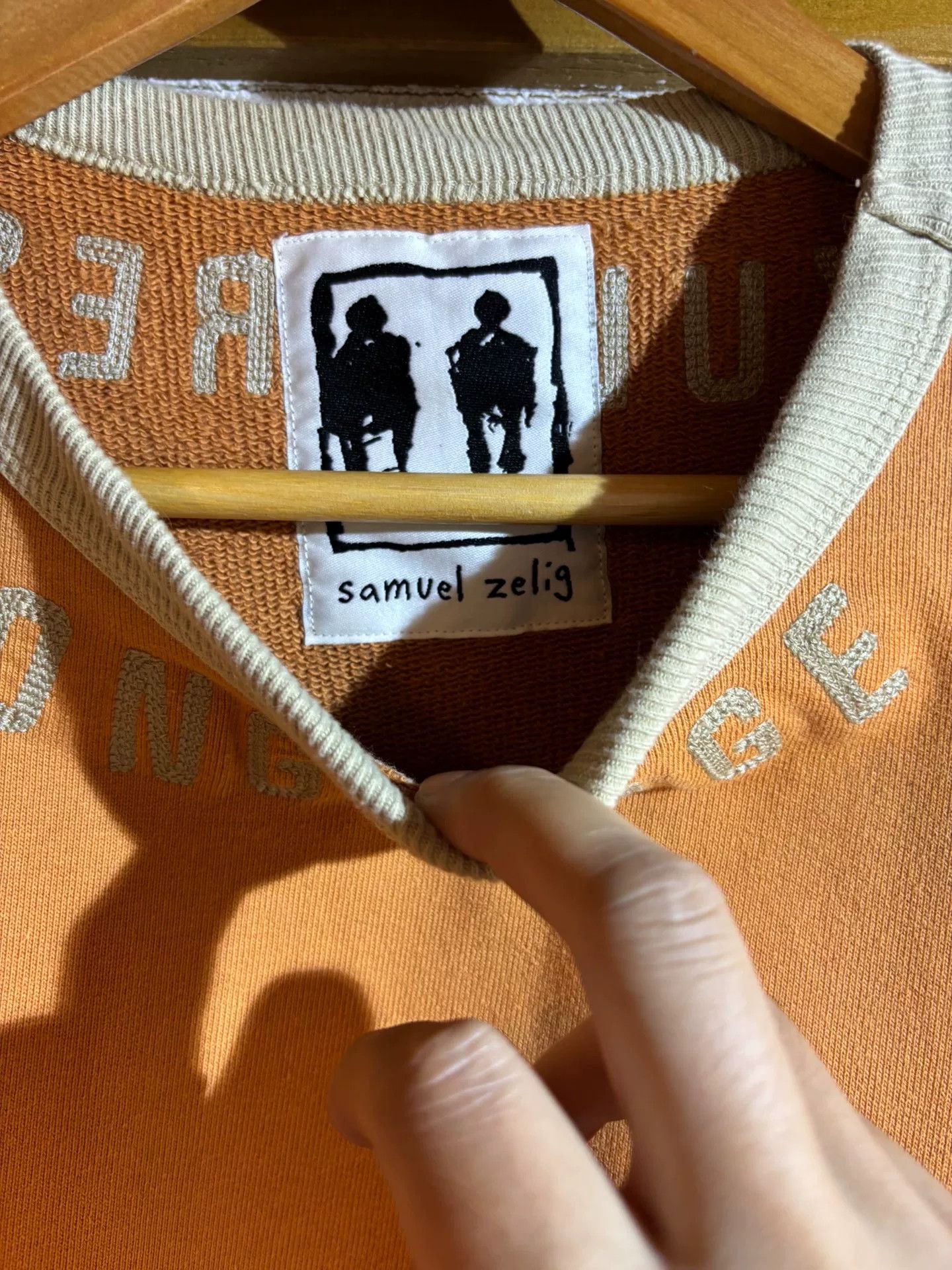 Samuel Zelig Samuel Zelig Embroidered Distressed Sweatshirt Size US L / EU 52-54 / 3 - 3 Thumbnail