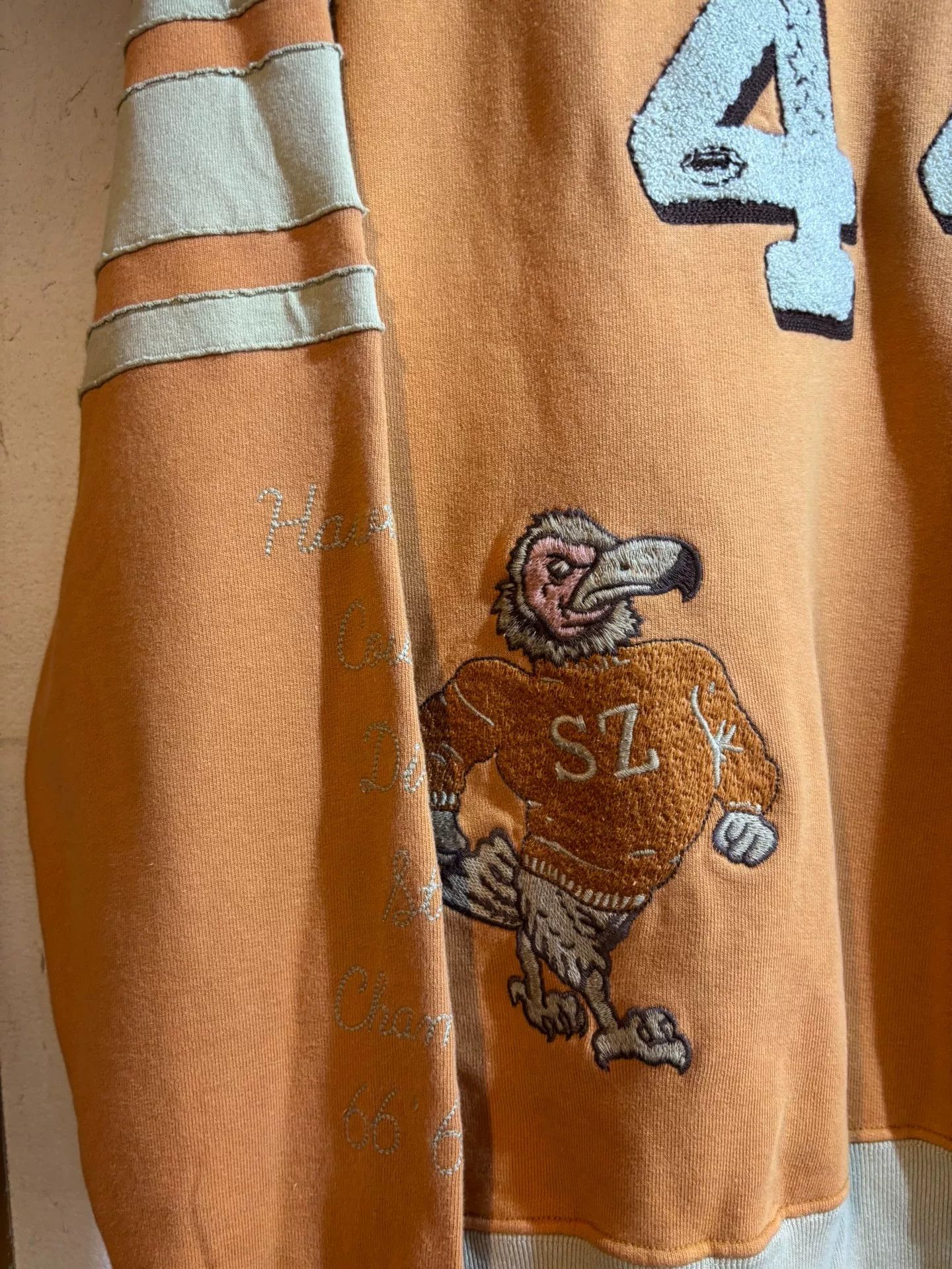 Samuel Zelig Samuel Zelig Embroidered Distressed Sweatshirt Size US L / EU 52-54 / 3 - 7 Thumbnail