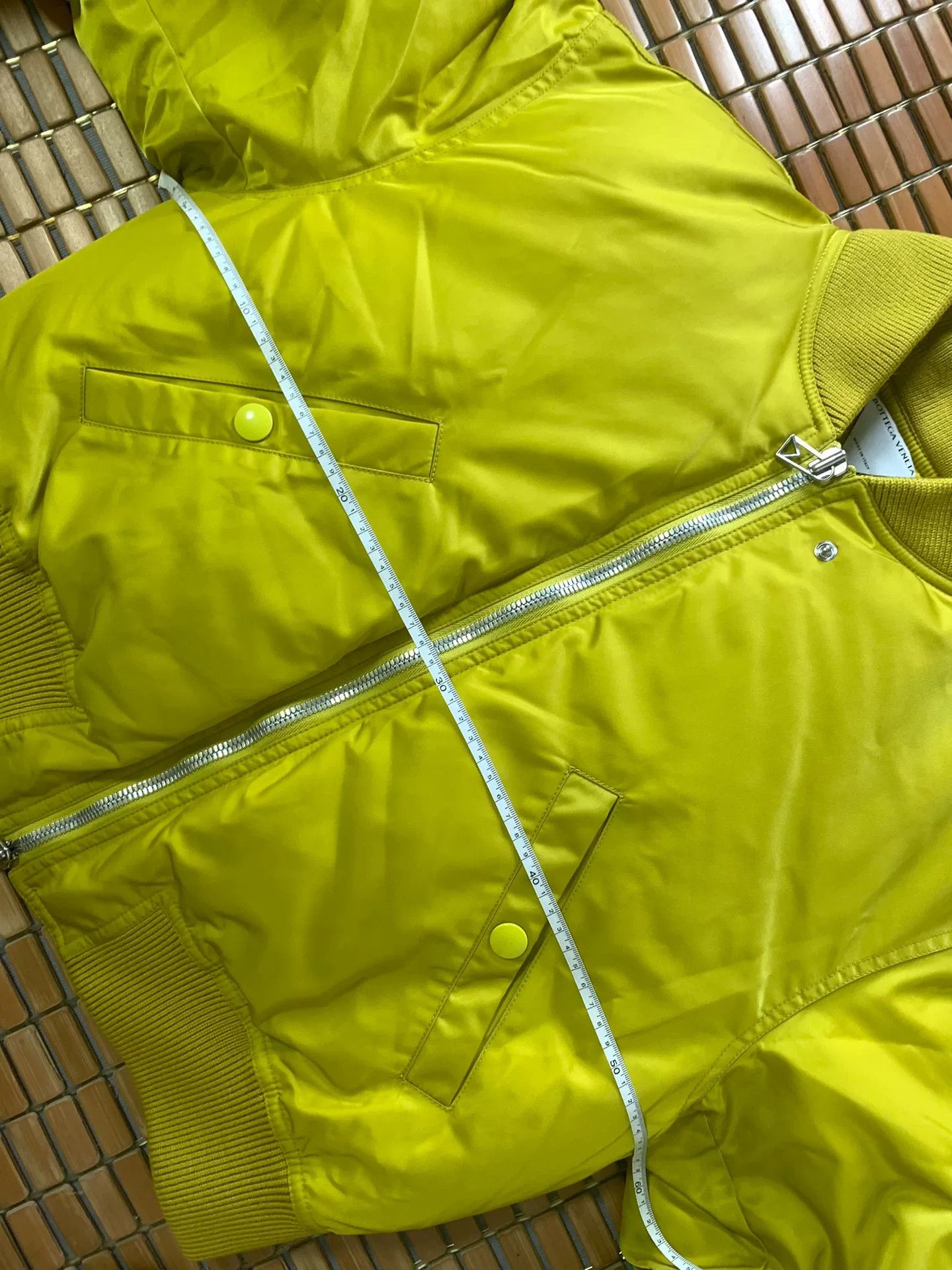 Bottega Veneta Bottega Veneta Short Yellow Down Pilot Jacket Size L / US 10 / IT 46 - 8 Thumbnail