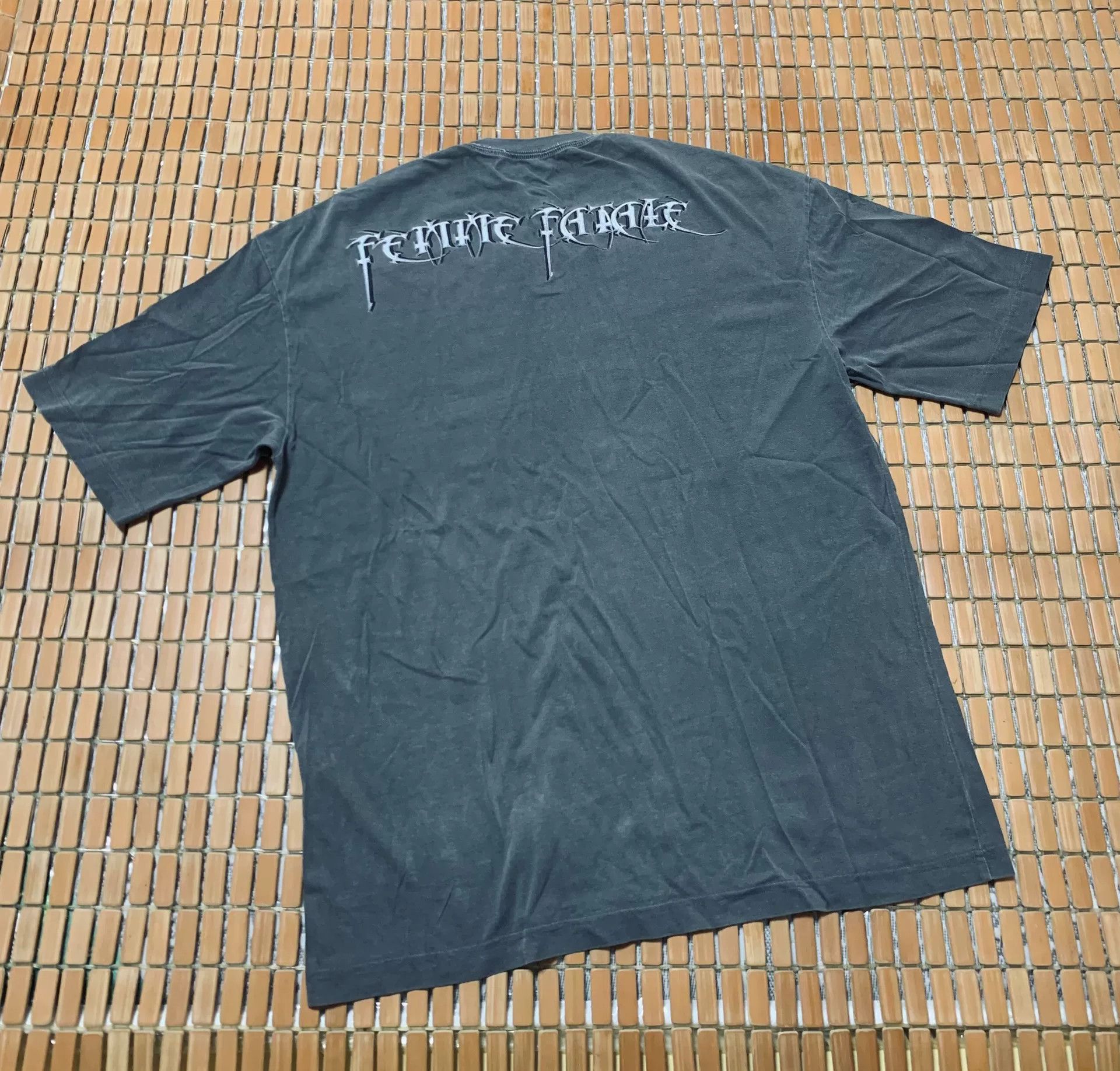 Balenciaga Balenciaga Washed Sanskrit Embroidery Tee Size US S / EU 44-46 / 1 - 3 Thumbnail