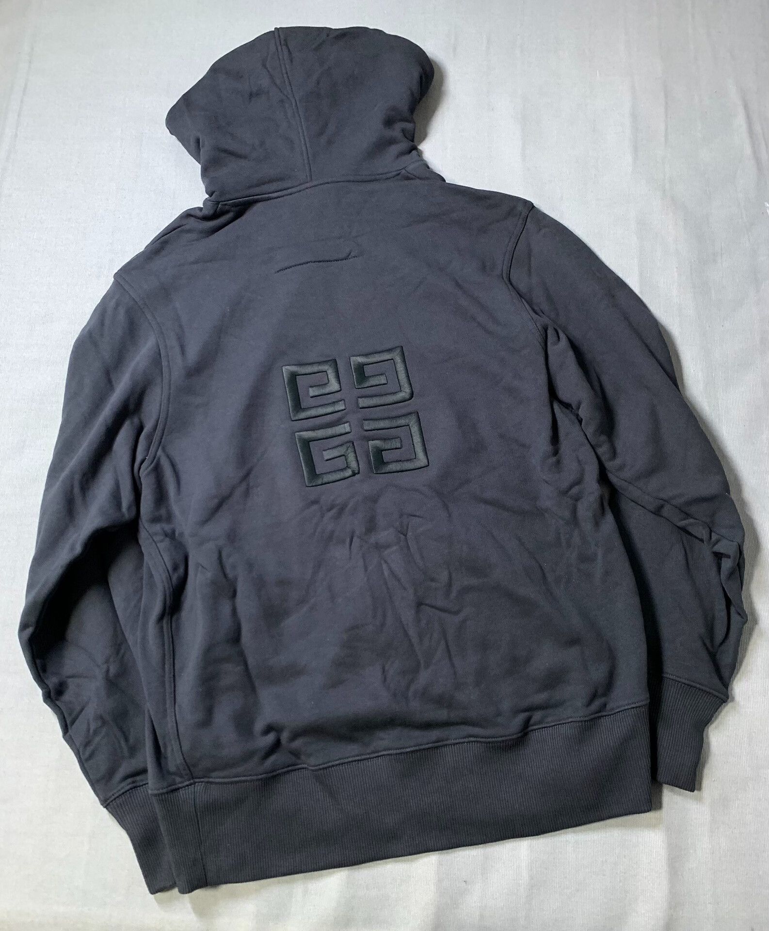 Givenchy Givenchy Embroidered Logo Hoodie Size US XL / EU 56 / 4 - 3 Thumbnail
