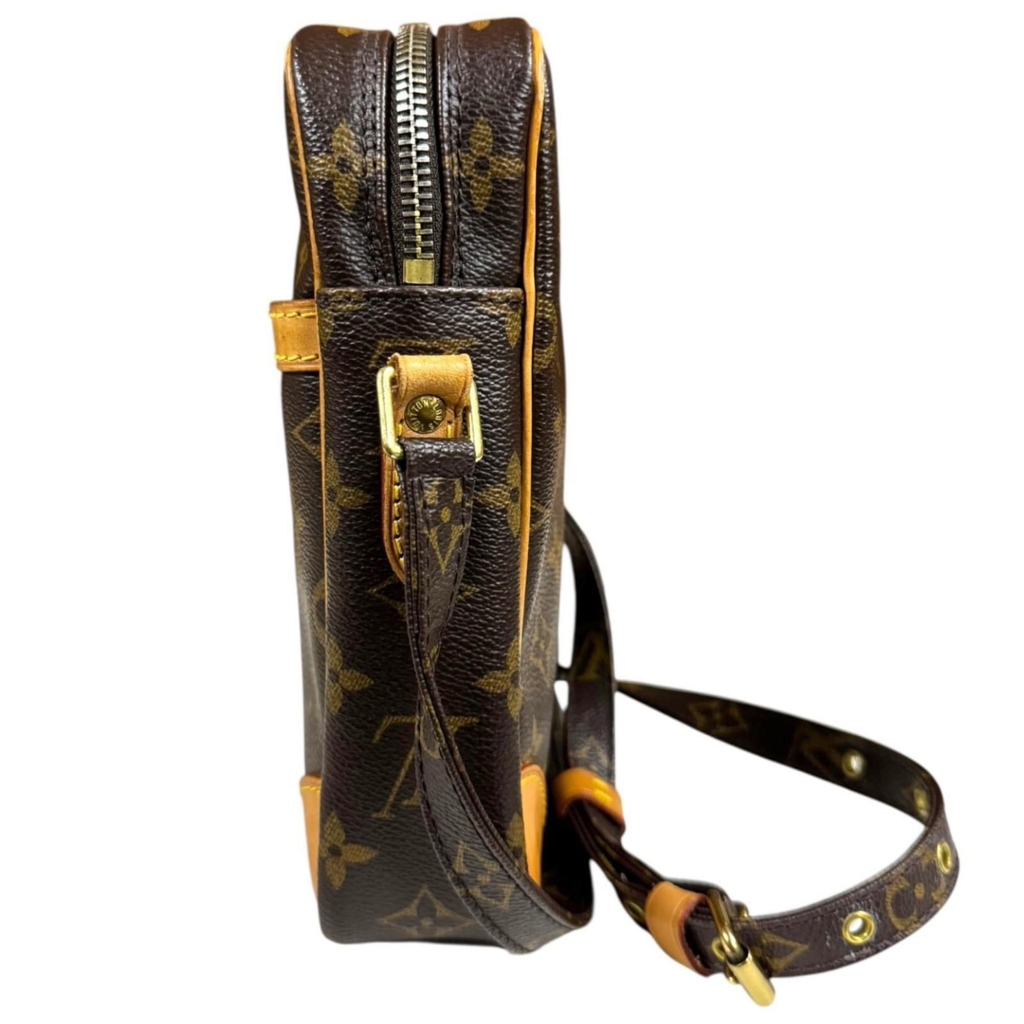 Louis Vuitton Pre-owned Louis Vuitton Danube Monogram Shoulder Bag in Canvas (M45266) Brown. Women's. Size ONE SIZE - 5 Thumbnail