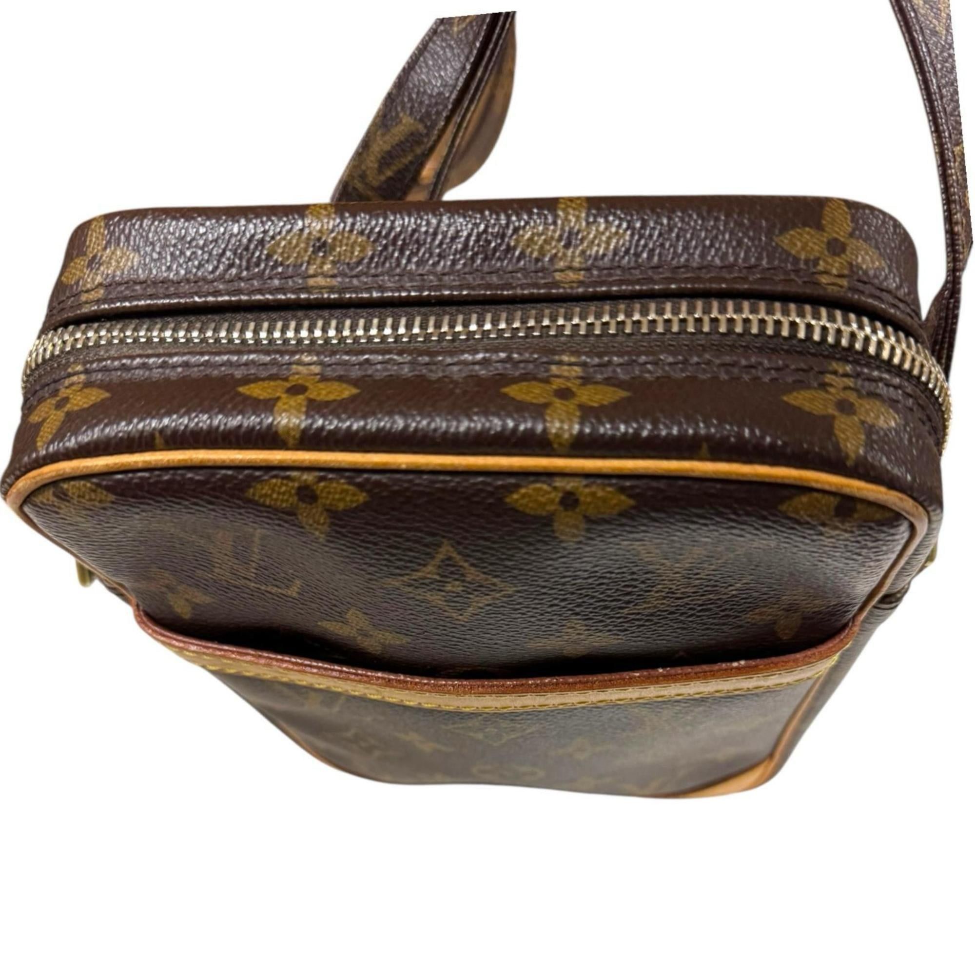 Louis Vuitton Pre-owned Louis Vuitton Danube Monogram Shoulder Bag in Canvas (M45266) Brown. Women's. Size ONE SIZE - 14 Thumbnail