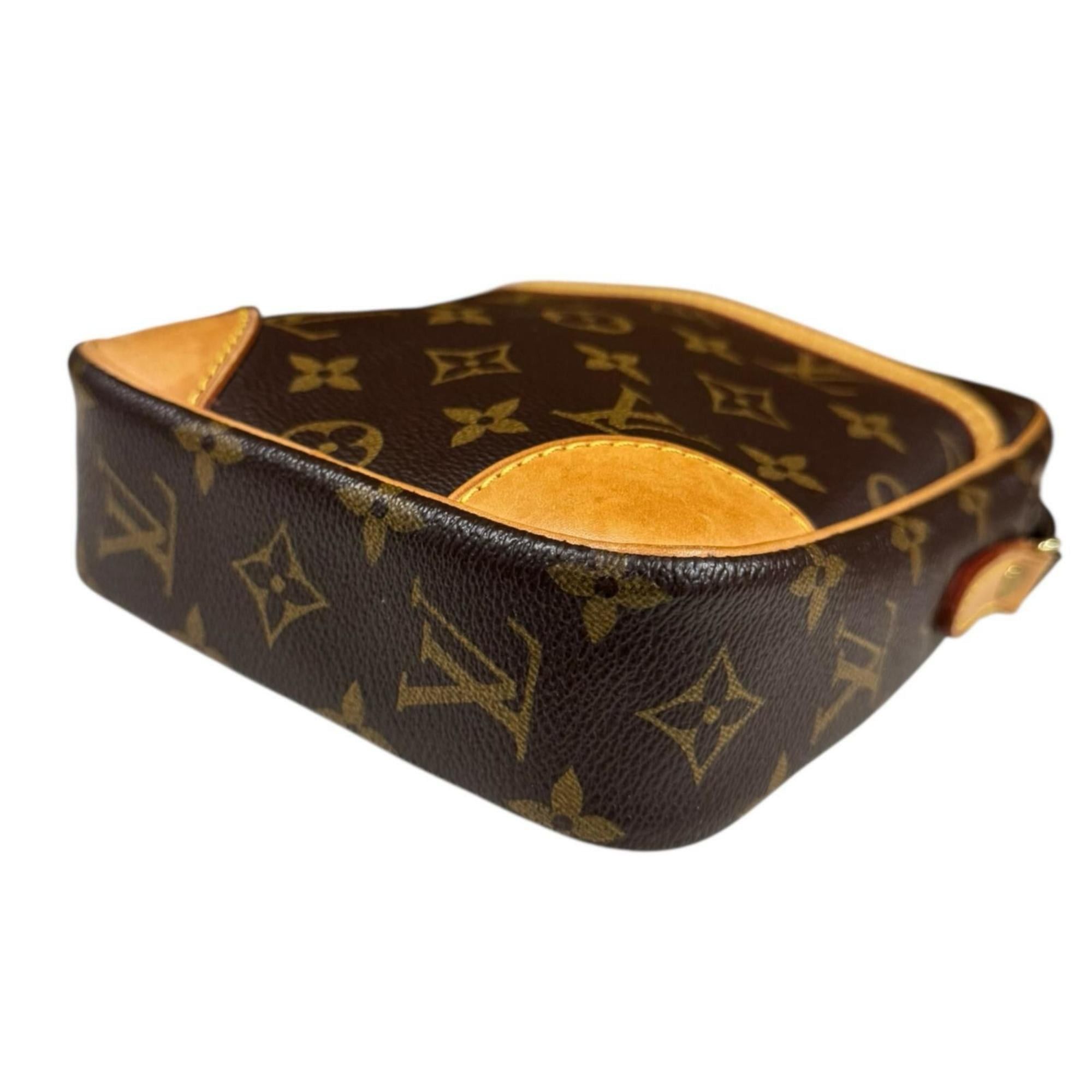 Louis Vuitton Pre-owned Louis Vuitton Danube Monogram Shoulder Bag in Canvas (M45266) Brown. Women's. Size ONE SIZE - 7 Thumbnail