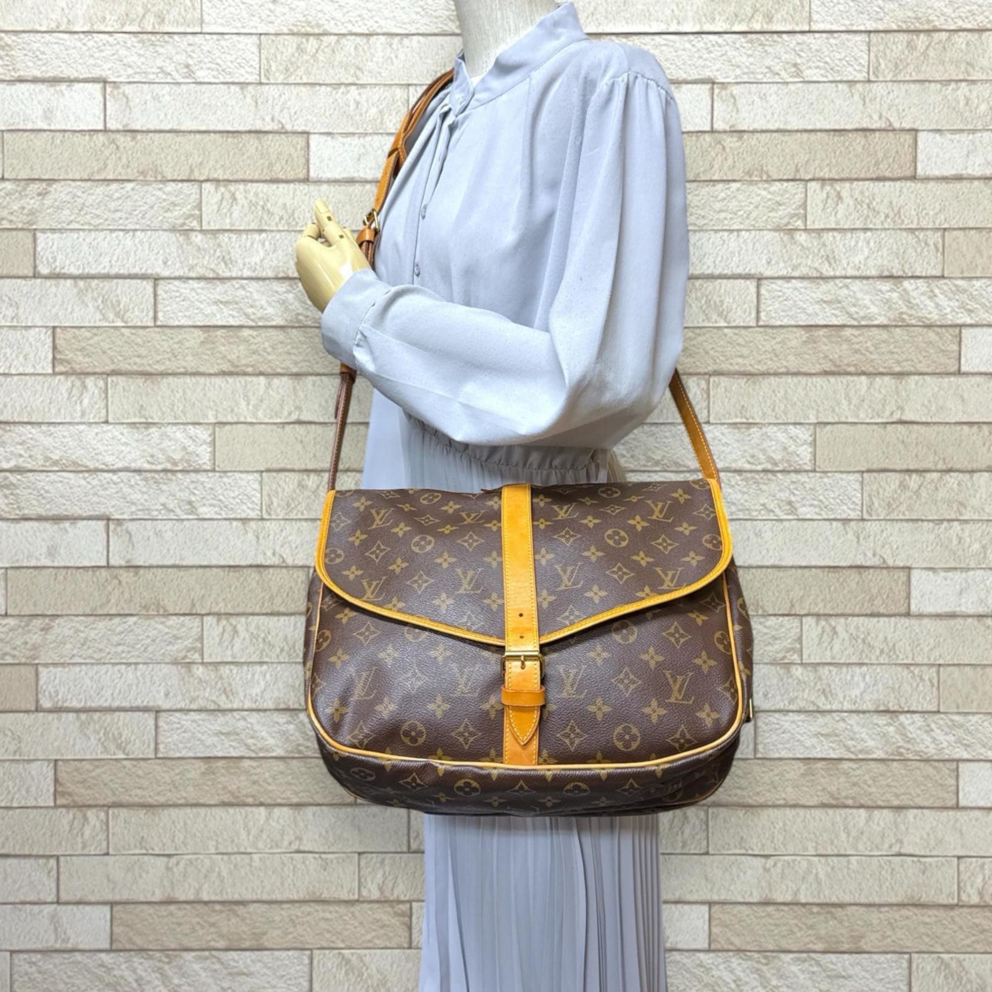 Louis Vuitton Pre-owned Louis Vuitton Saumur 35 Monogram Shoulder Bag in Canvas (M42254) Brown, Women's Size ONE SIZE - 2 Thumbnail