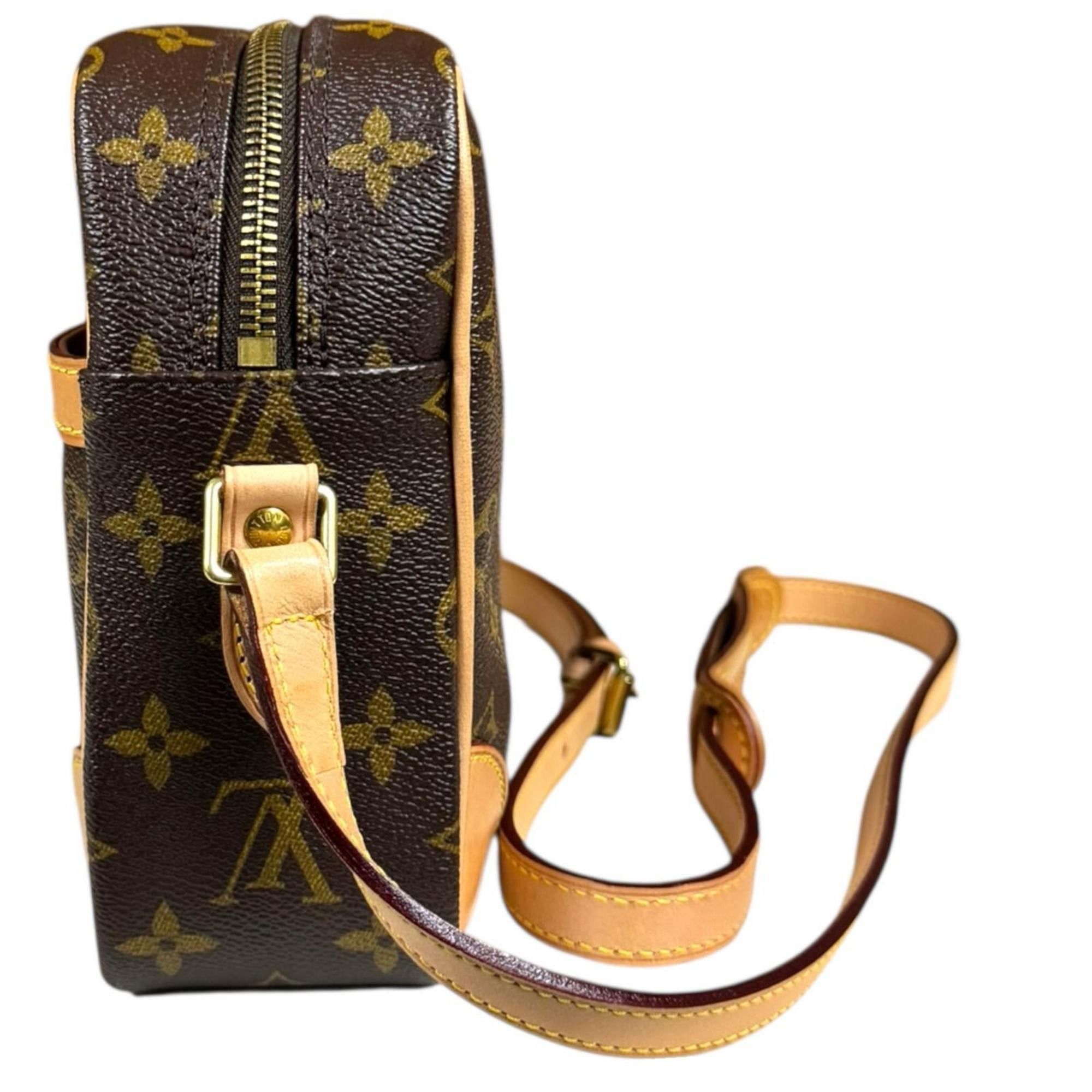 Louis Vuitton Pre-owned Louis Vuitton Trocadero 27 Monogram Shoulder Bag in Canvas (M51274) Brown. Women's. Size ONE SIZE - 5 Thumbnail