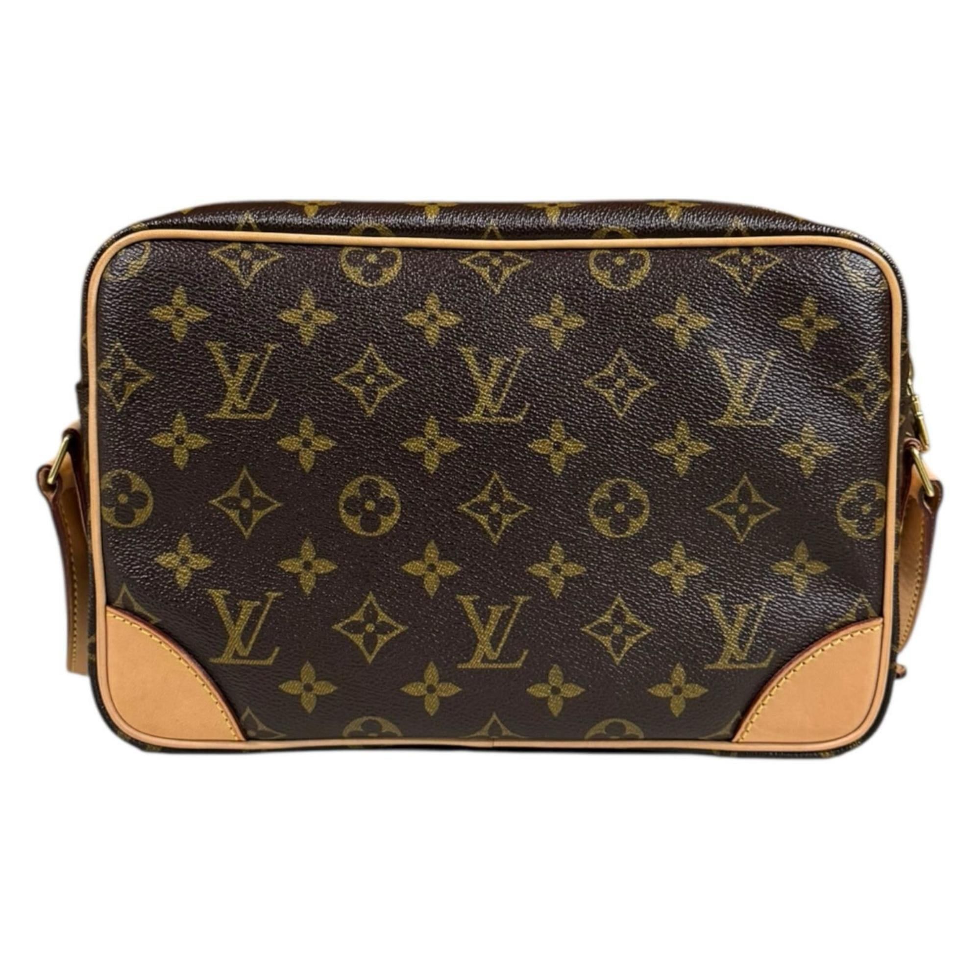 Louis Vuitton Pre-owned Louis Vuitton Trocadero 27 Monogram Shoulder Bag in Canvas (M51274) Brown. Women's. Size ONE SIZE - 3 Thumbnail