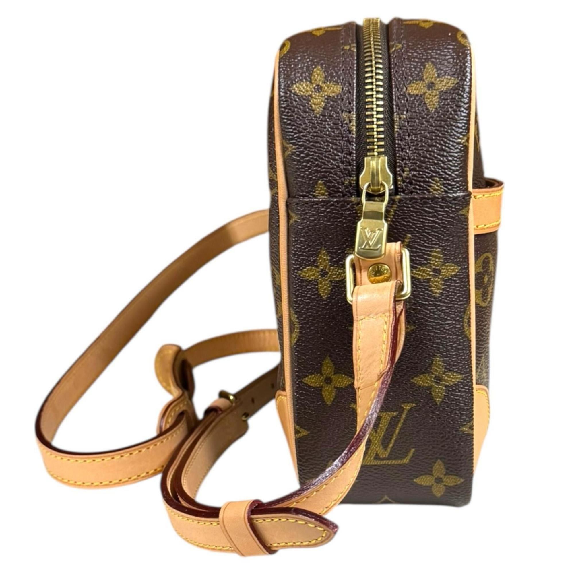 Louis Vuitton Pre-owned Louis Vuitton Trocadero 27 Monogram Shoulder Bag in Canvas (M51274) Brown. Women's. Size ONE SIZE - 4 Thumbnail