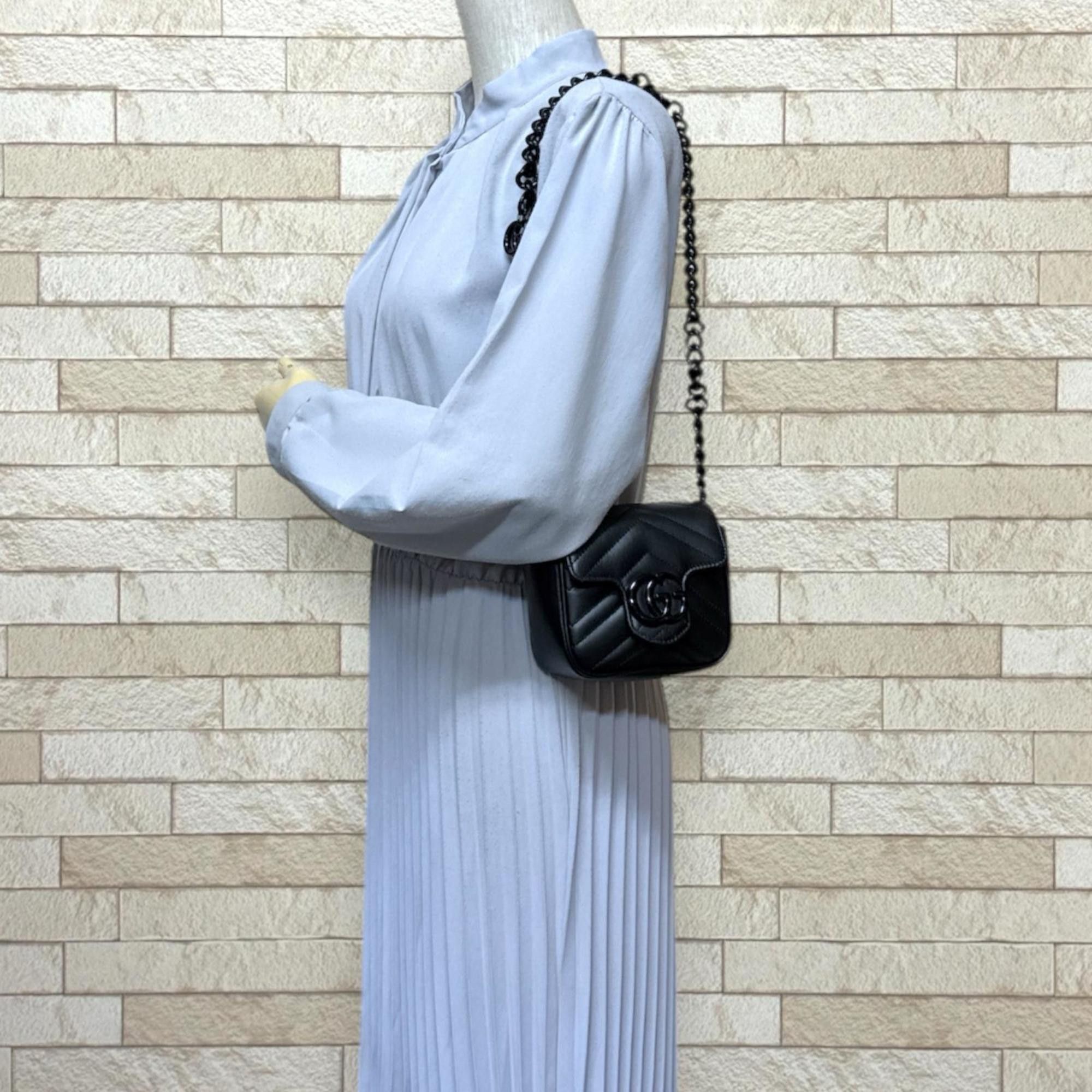 Gucci Gucci Mini Pochette GG Marmont Shoulder Bag, Leather 739599, Black, Women's, Pre-owned GUCCI Belt Bag Size ONE SIZE - 2 Thumbnail