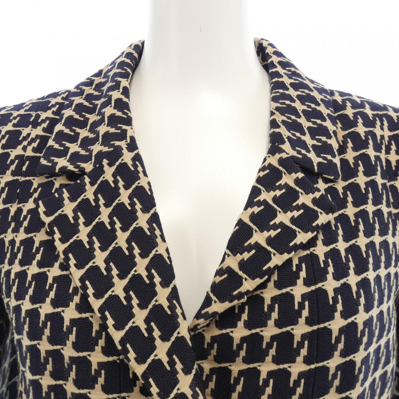 Chanel Chanel Chanel Jacket Textile Outerwear P17432V09913 01P DUTY FREE for USA Size ONE SIZE - 5 Thumbnail