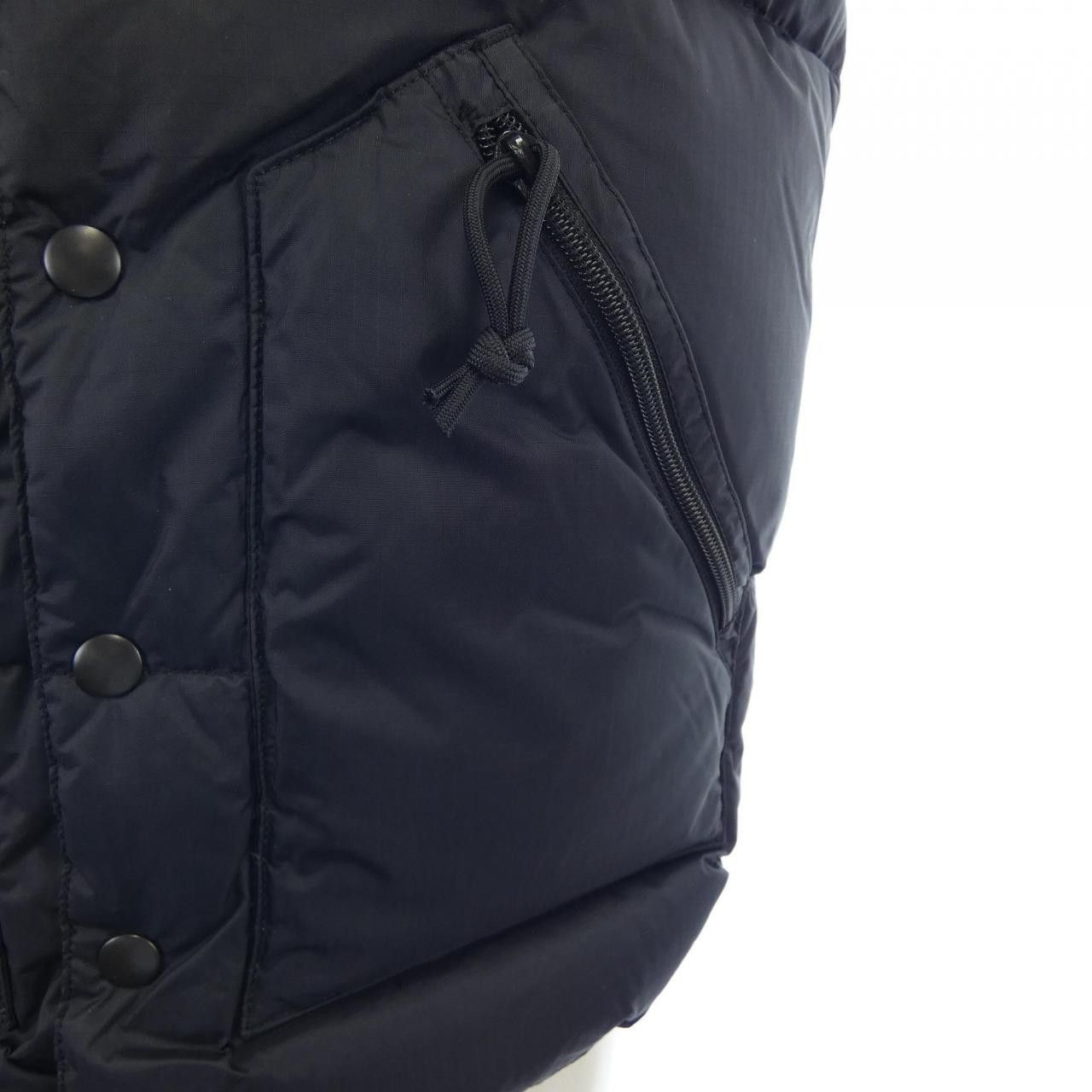 Other Other Rocky Mountain BRIEFING Down Vest Textile Outerwear DUTY FREE for USA Size ONE SIZE - 6 Thumbnail