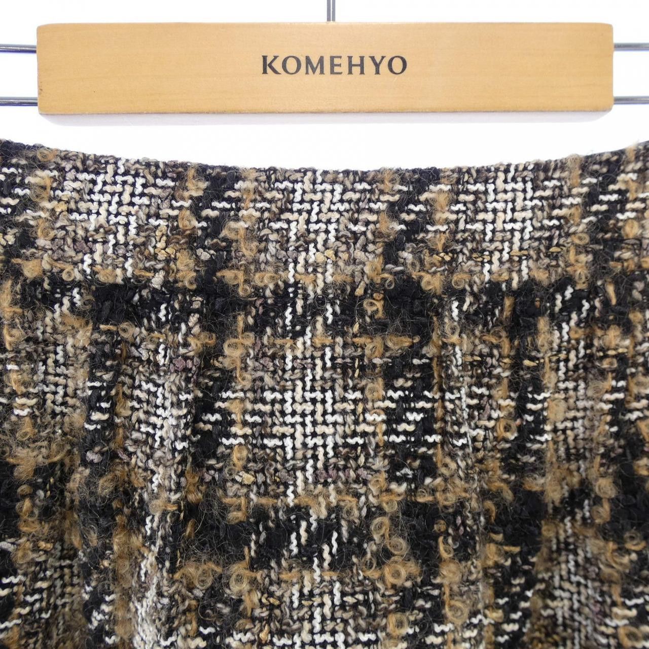 Chanel Chanel Chanel Skirt Textile Skirts P26825V17011 05A DUTY FREE for USA Size ONE SIZE - 5 Thumbnail