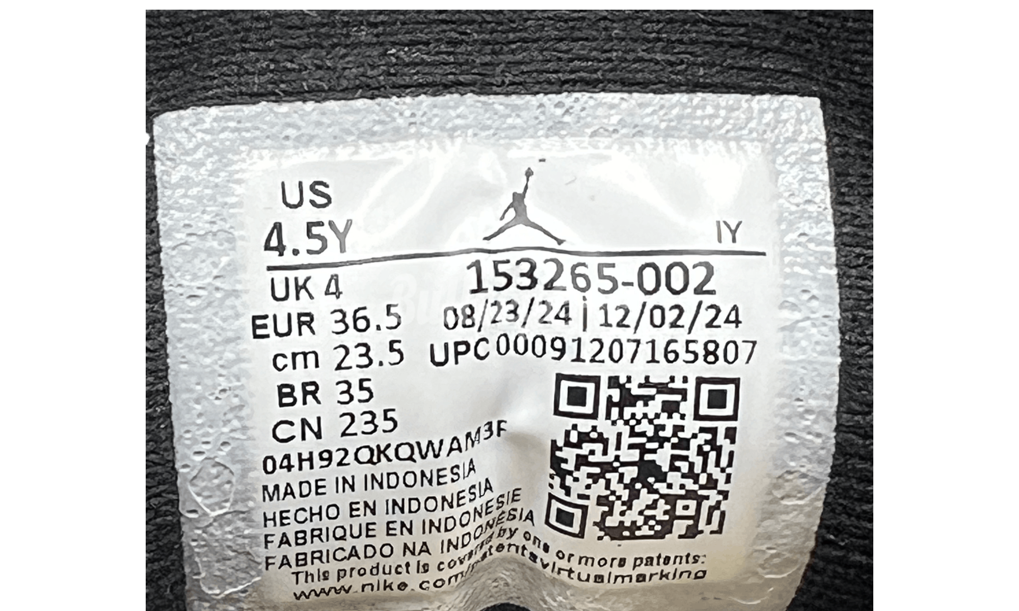Jordan Brand Air Jordan 12 Retro "Flu Game" (2025) (GS) (Preowned) Size US 5.5 / EU 38 - 7 Thumbnail