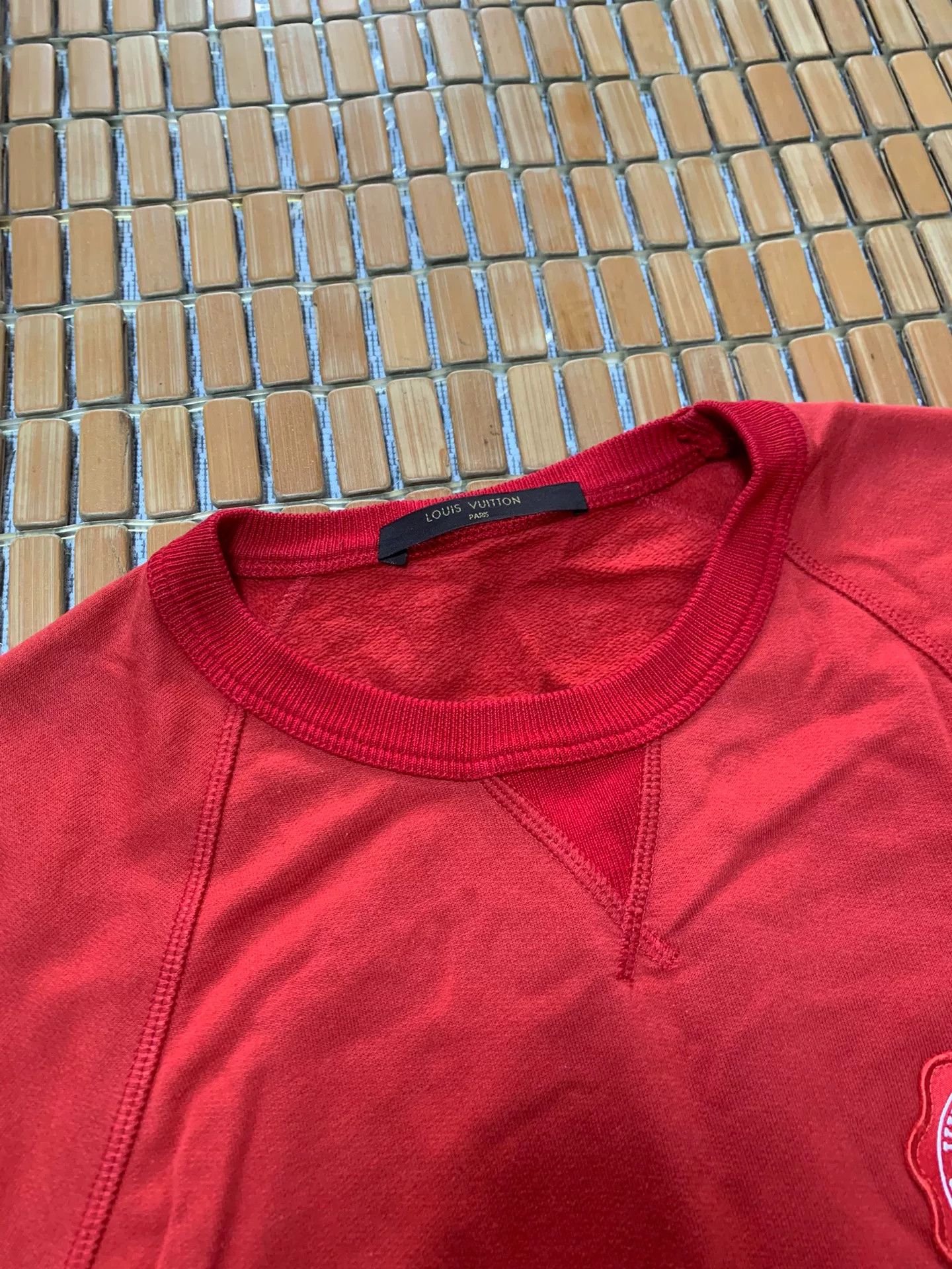Louis Vuitton Louis Vuitton Red Pullover Sweatshirt Size US S / EU 44-46 / 1 - 4 Thumbnail