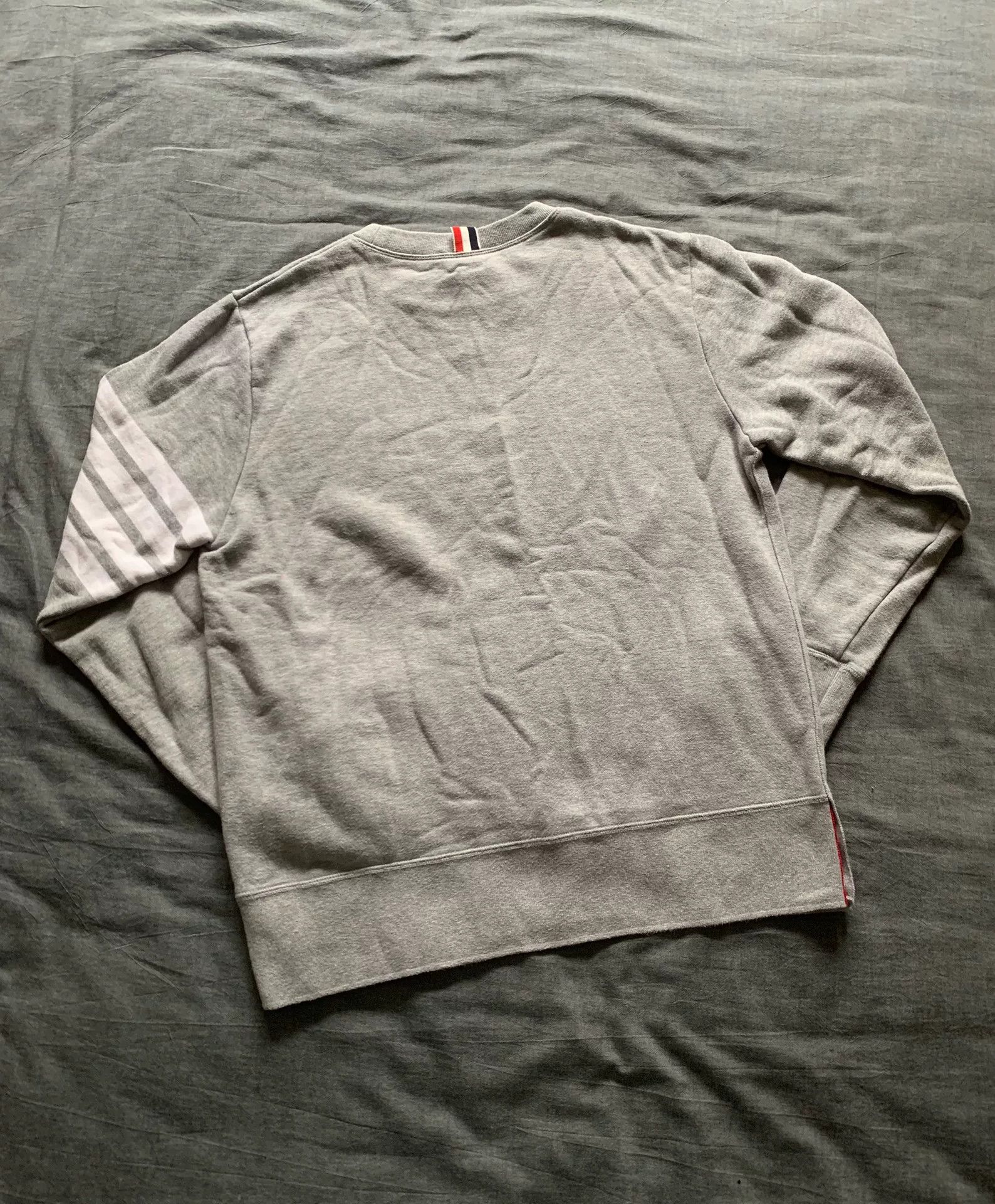 Thom Browne Thom Browne TB 4-Bar Stripe Sweatshirt Size US M / EU 48-50 / 2 - 2 Thumbnail