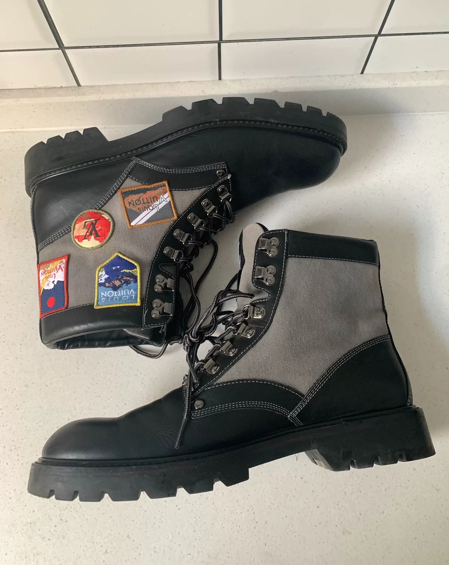 Louis Vuitton Louis Vuitton Oberkampf Badge Leather Martin Boots Size US 9 / EU 42 - 5 Thumbnail