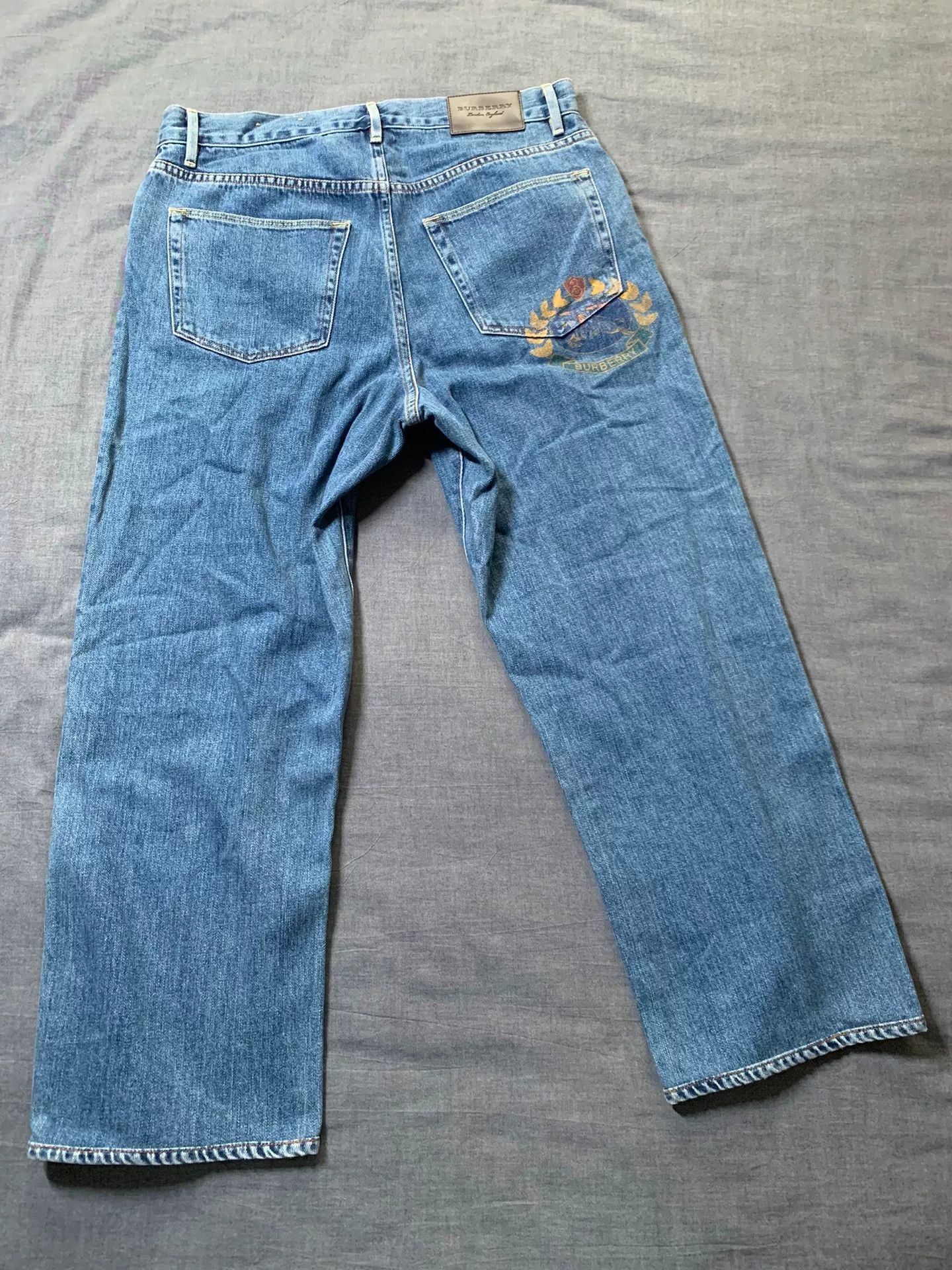 Burberry Burberry Horse Print Wide-Leg Jeans Size 31" - 2 Thumbnail