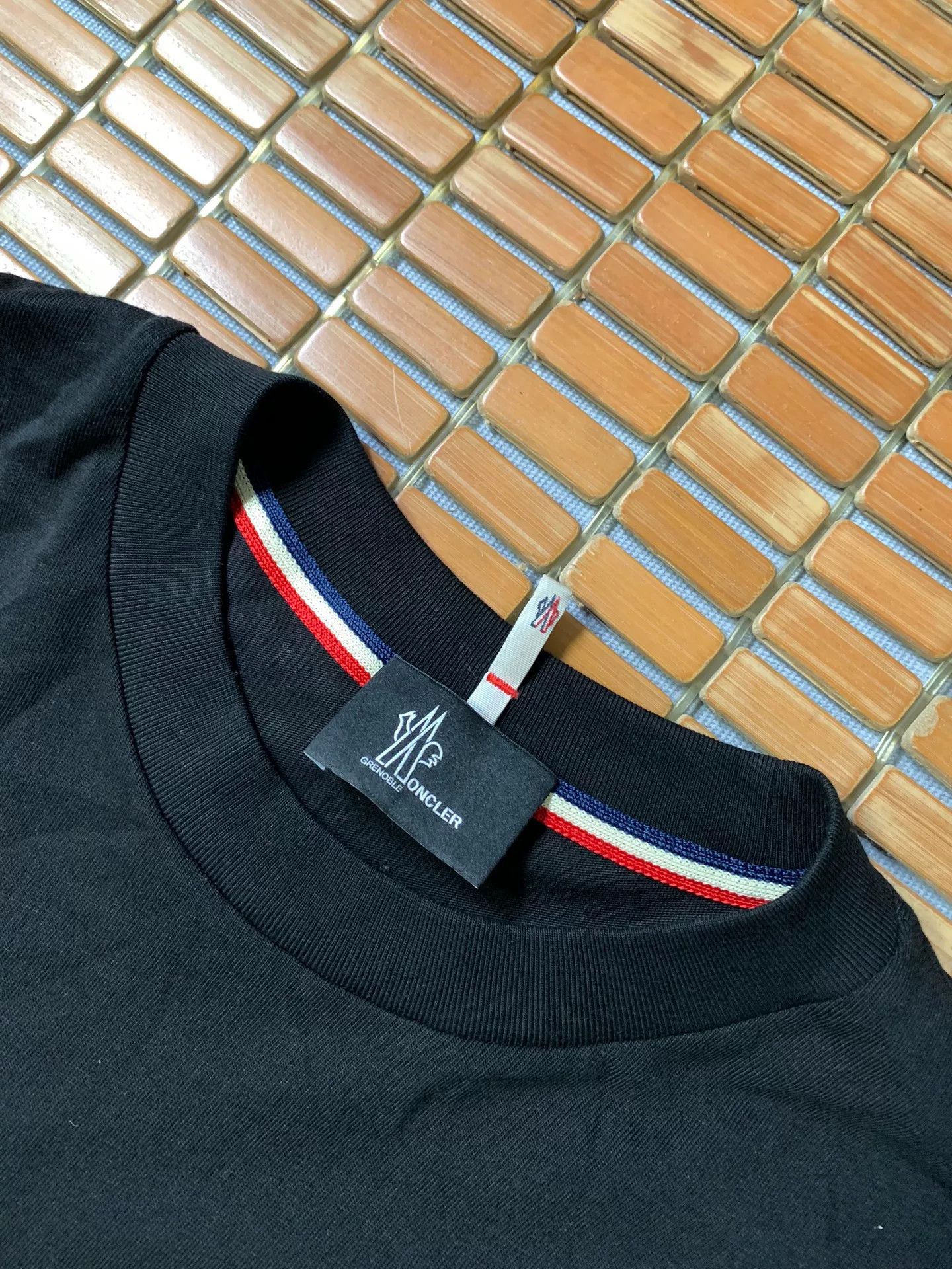 Moncler Moncler Logo Print Sweatshirt XL Size US XL / EU 56 / 4 - 4 Thumbnail