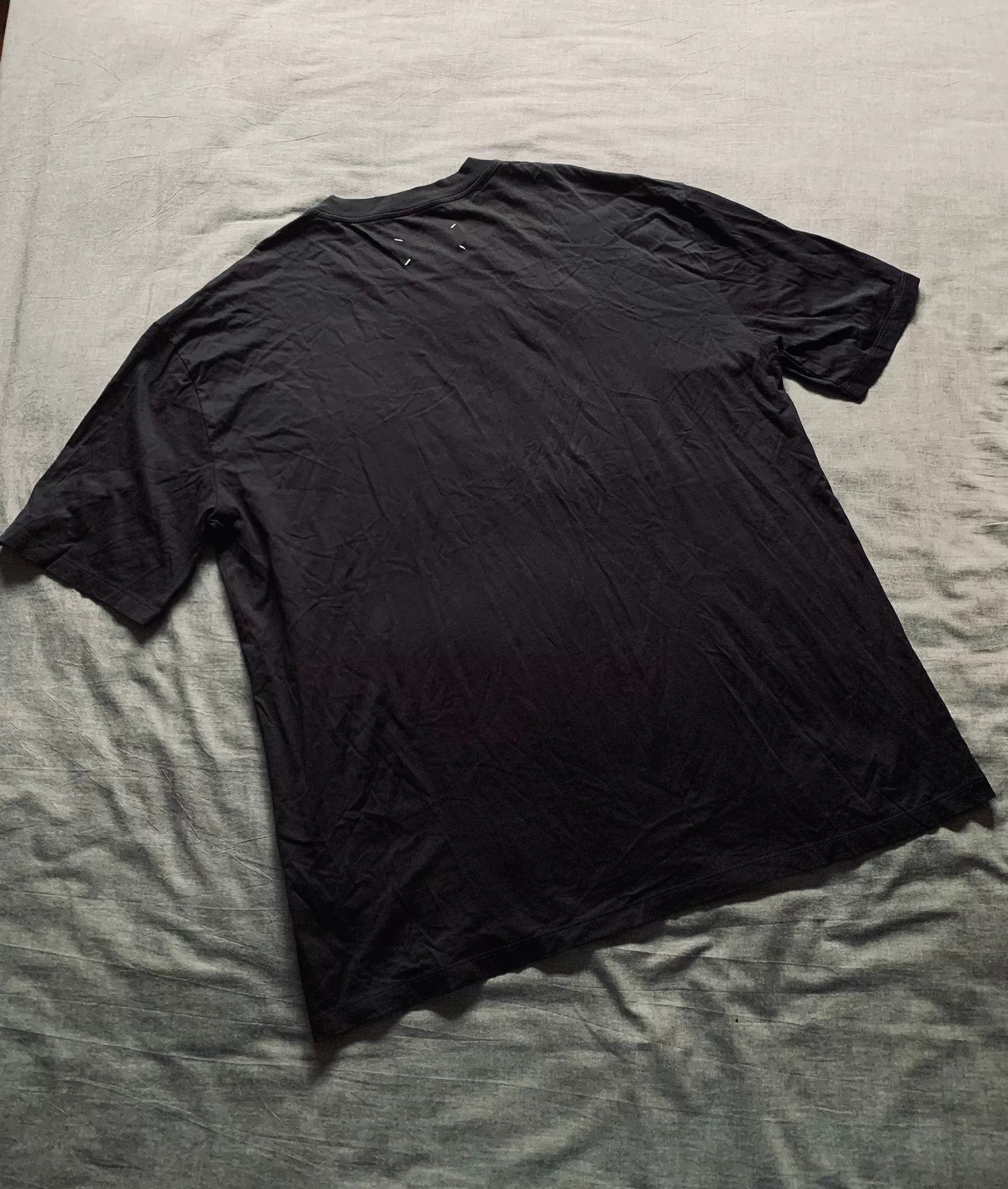 Maison Margiela Maison Margiela Hollow Number T-Shirt Size US M / EU 48-50 / 2 - 2 Thumbnail