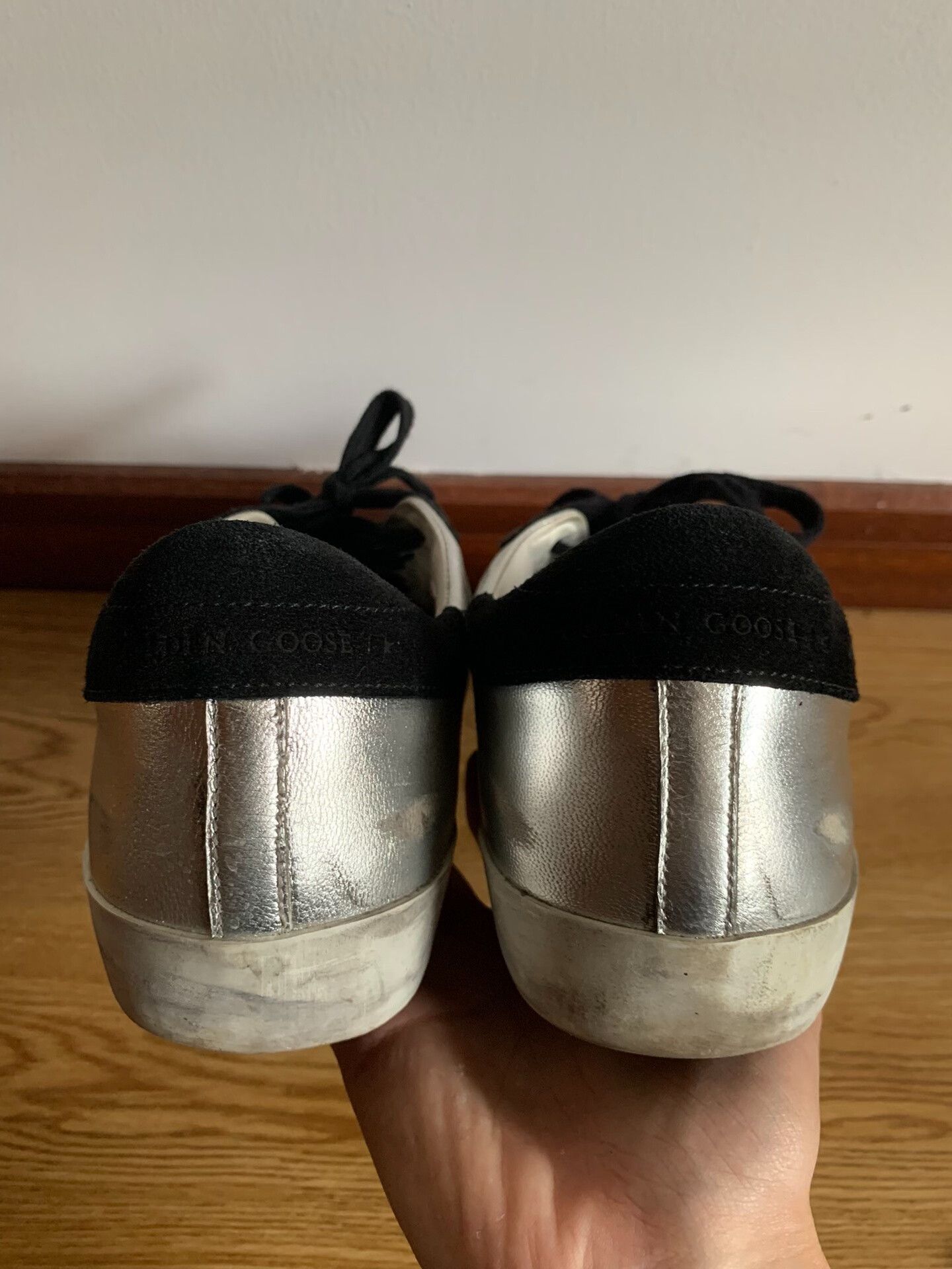 Golden Goose Golden Goose Low-Top Distressed Liquid Silver Sneakers Size US 8 / EU 41 - 5 Thumbnail