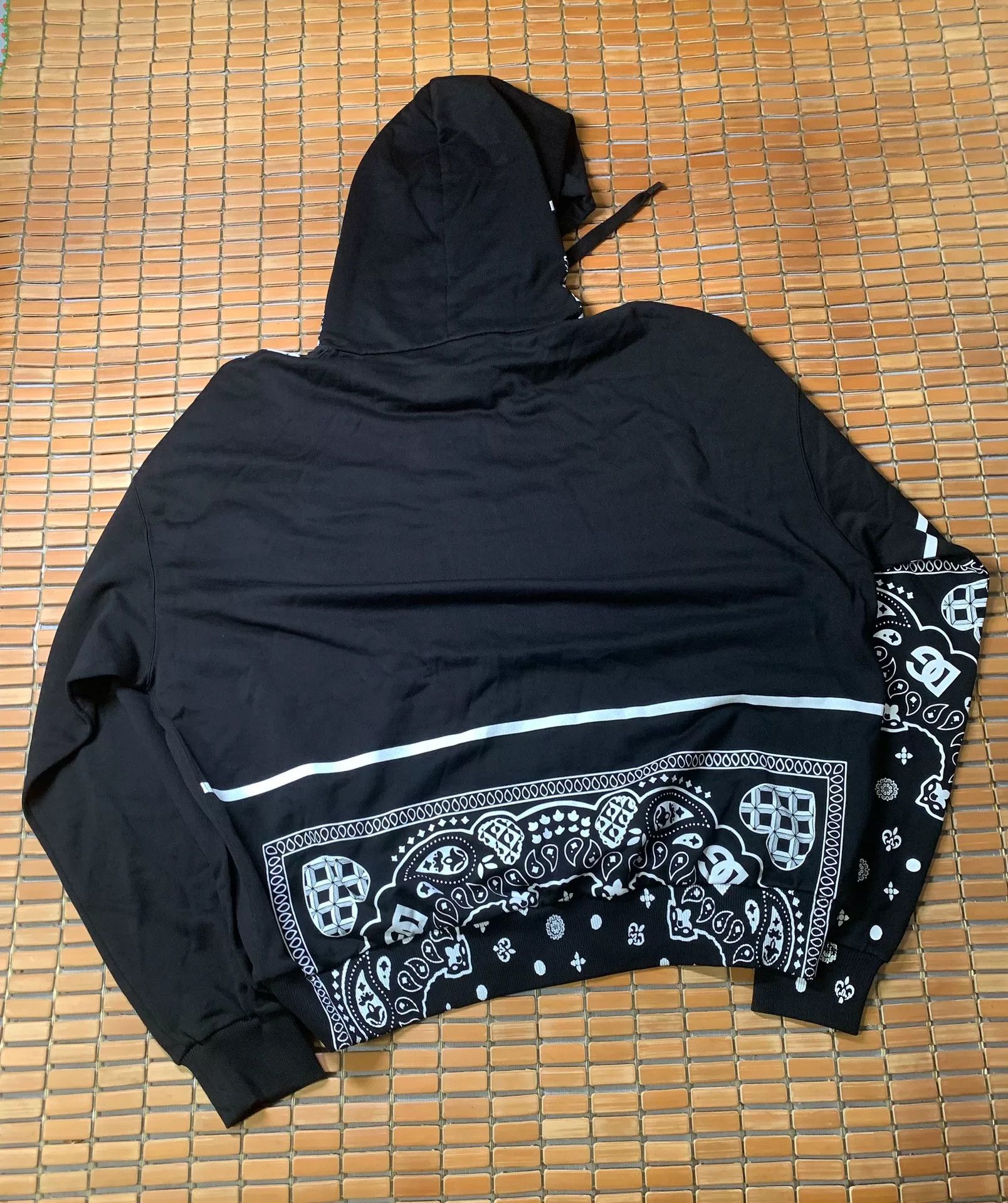 Dolce & Gabbana Dolce & Gabbana Sacred Heart Bandana Hoodie Size US XL / EU 56 / 4 - 3 Thumbnail