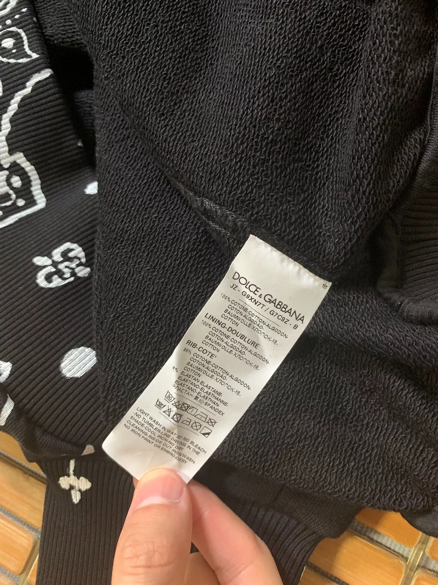 Dolce & Gabbana Dolce & Gabbana Sacred Heart Bandana Hoodie Size US XL / EU 56 / 4 - 5 Thumbnail