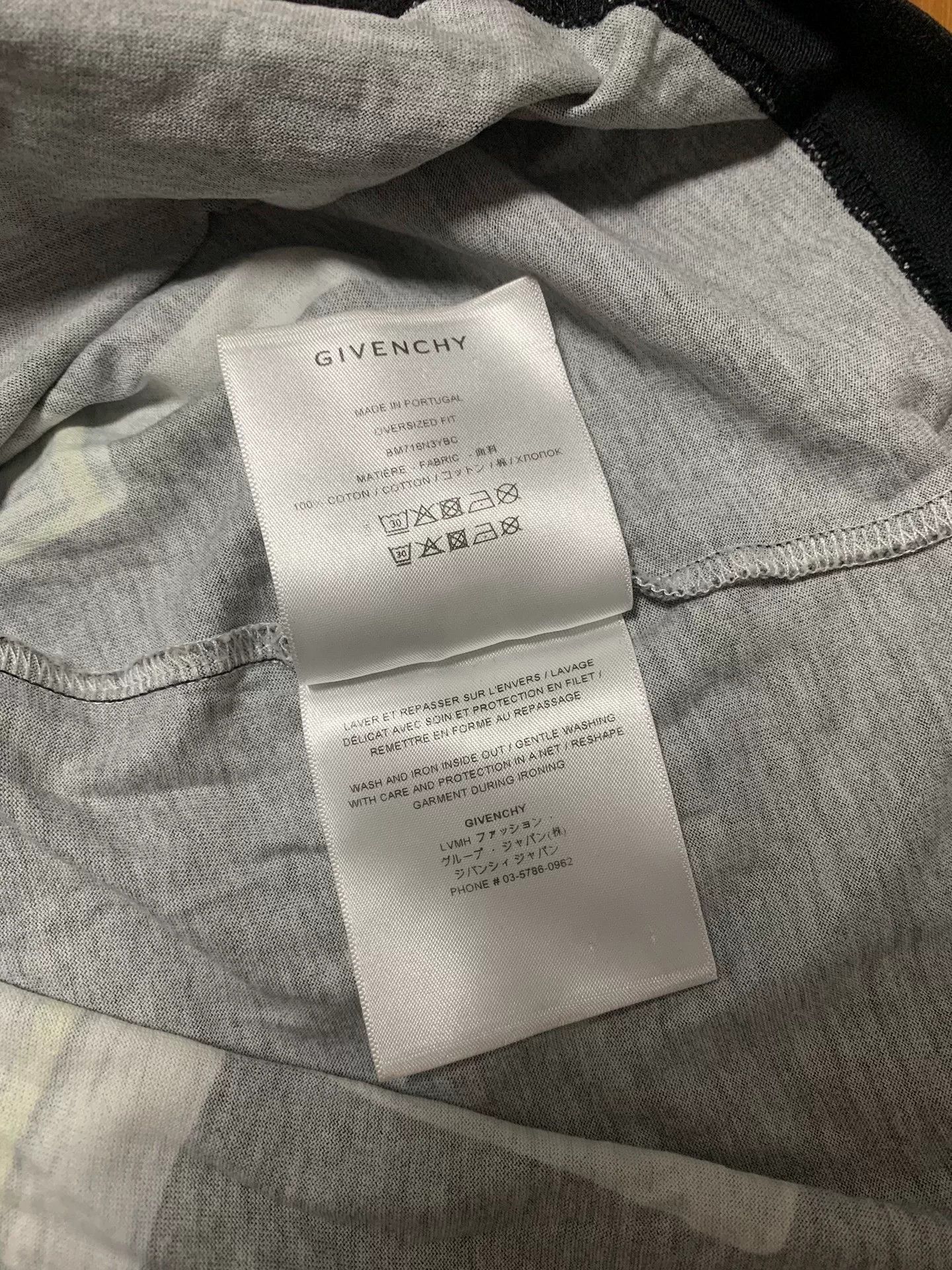 Givenchy Givenchy Lock Print Short Sleeve Size US XS / EU 42 / 0 - 5 Thumbnail