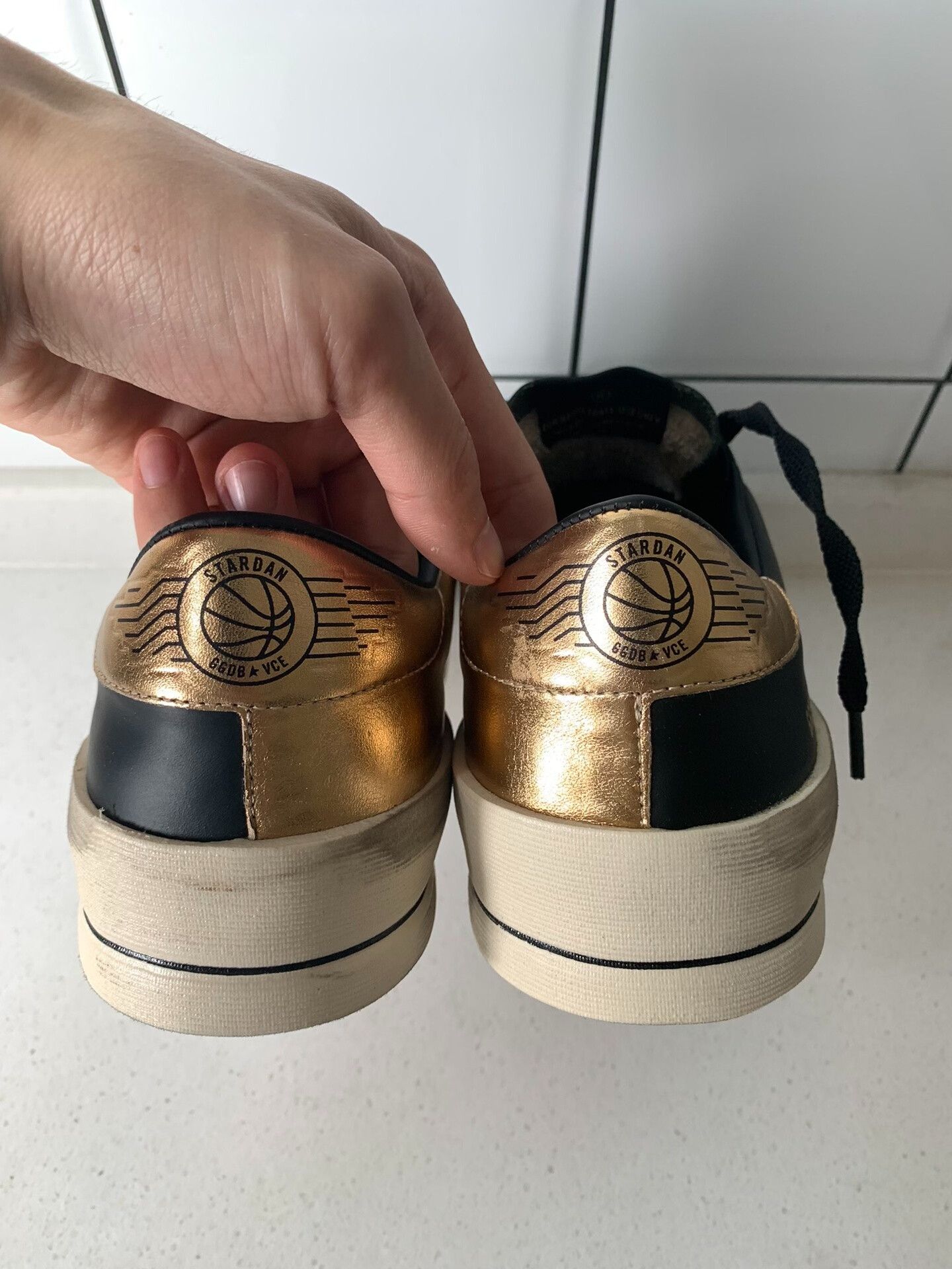 Golden Goose GGDB Golden Goose Black Gold Sneakers Size US 9 / EU 42 - 5 Thumbnail