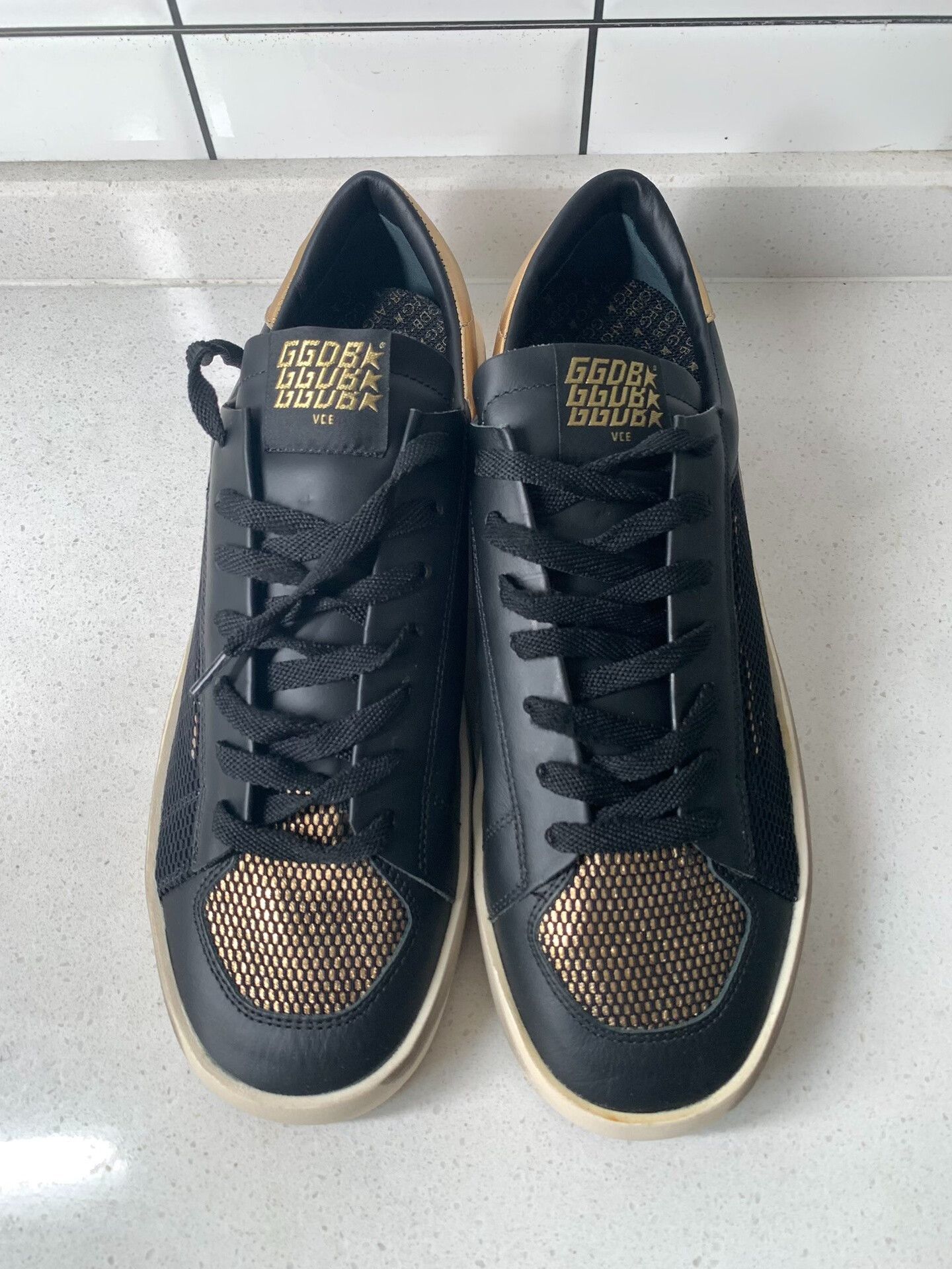 Golden Goose GGDB Golden Goose Black Gold Sneakers Size US 9 / EU 42 - 2 Thumbnail