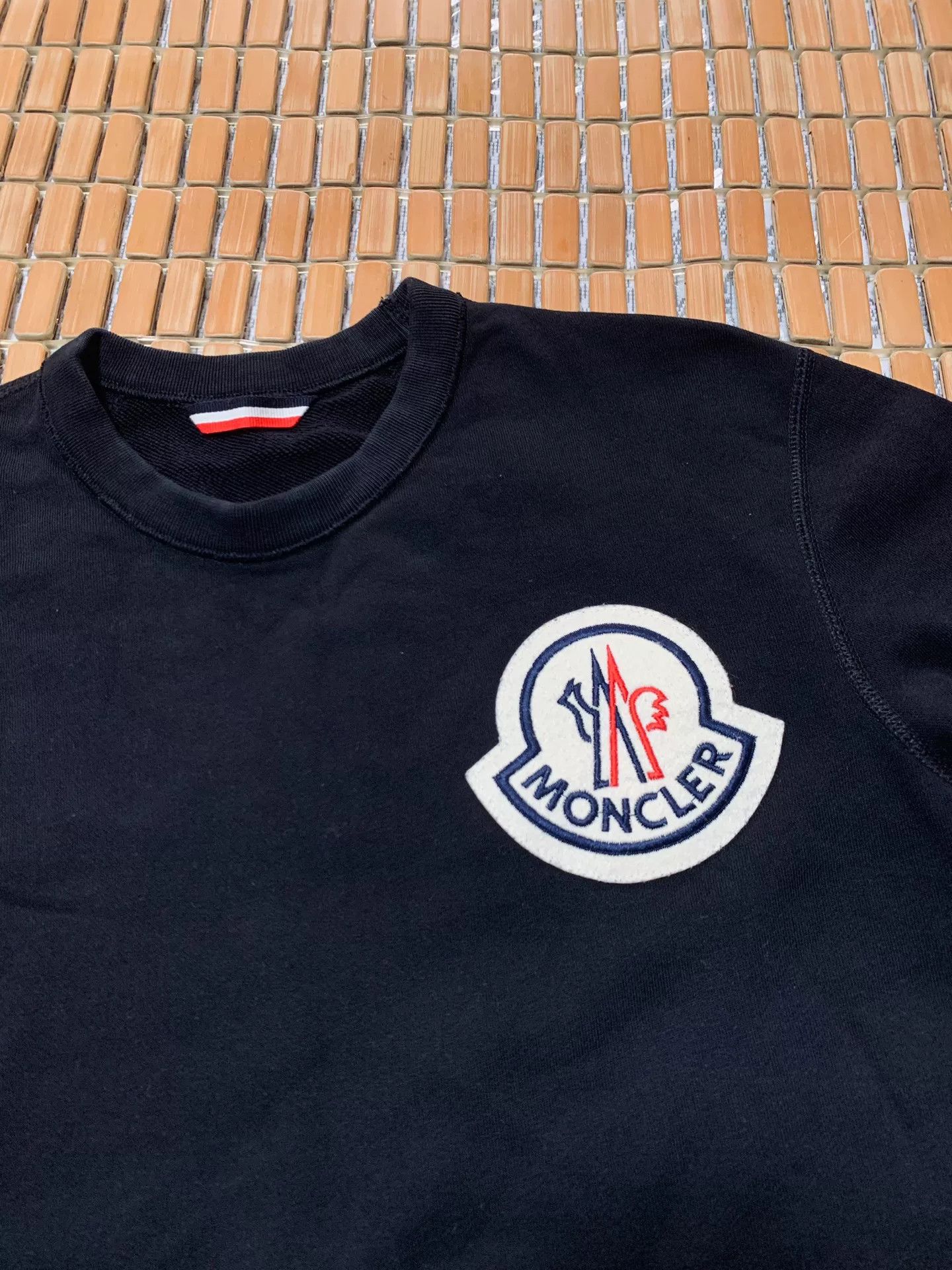 Moncler Moncler Large Logo Sweatshirt Size US S / EU 44-46 / 1 - 3 Thumbnail