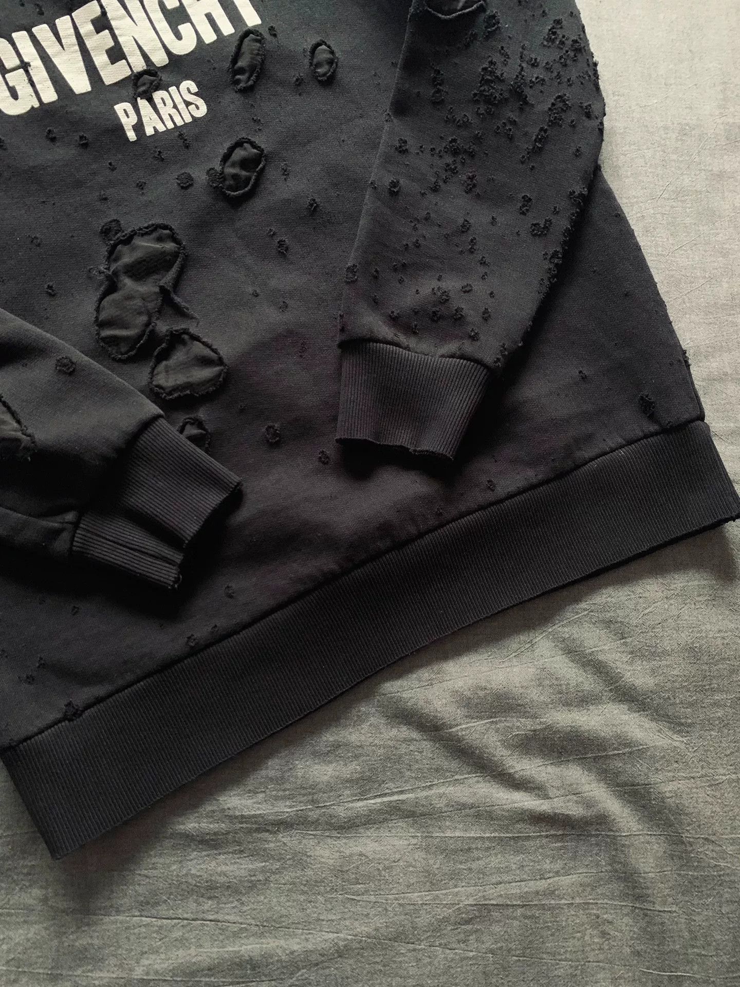 Givenchy Givenchy Double Layer Distressed Sweatshirt Size US M / EU 48-50 / 2 - 3 Thumbnail