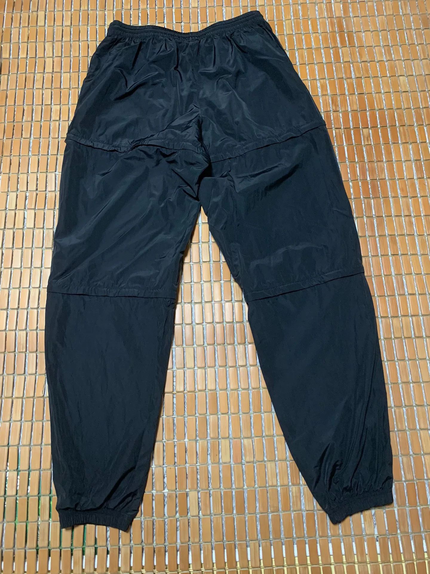 Balenciaga Balenciaga Detachable Nylon Cargo Pants Size US 30 / EU 46 - 2 Thumbnail