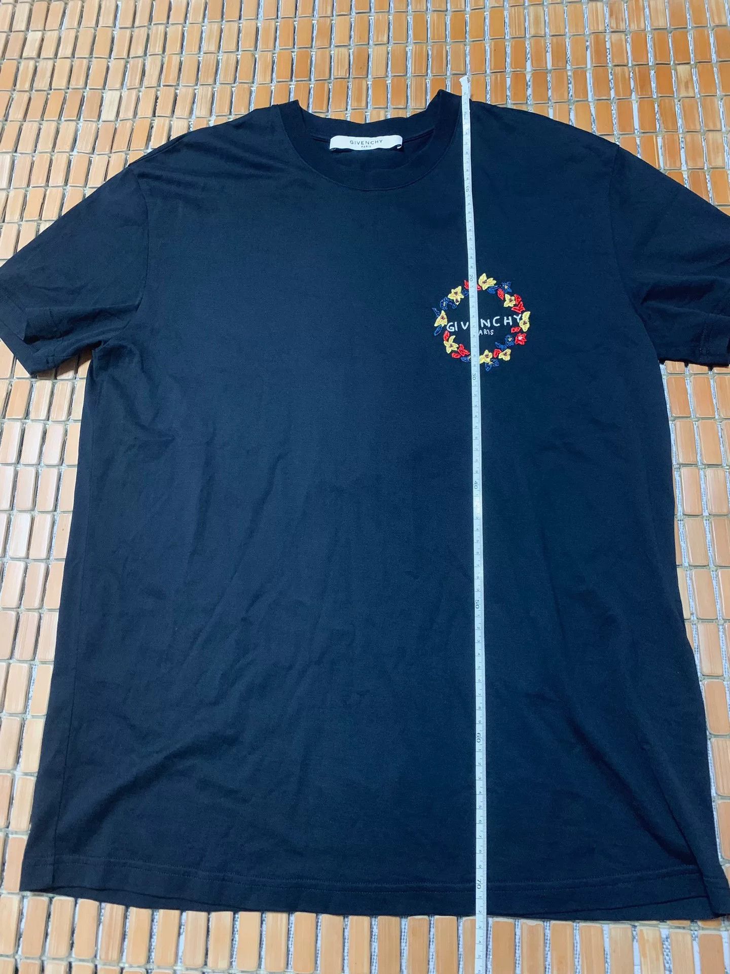 Givenchy Givenchy Beaded Floral Embroidery Tee Size XS / US 0-2 / IT 36-38 - 7 Thumbnail
