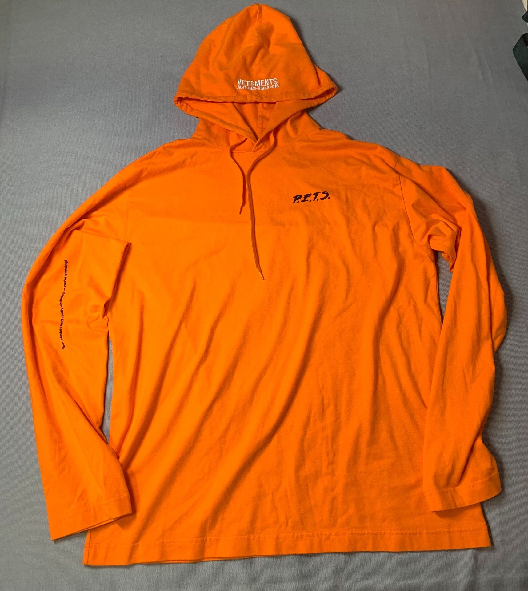 Vetements Vetements P.E.T.S 18SS Orange Hoodie Size US XS / EU 42 / 0 - 2 Thumbnail