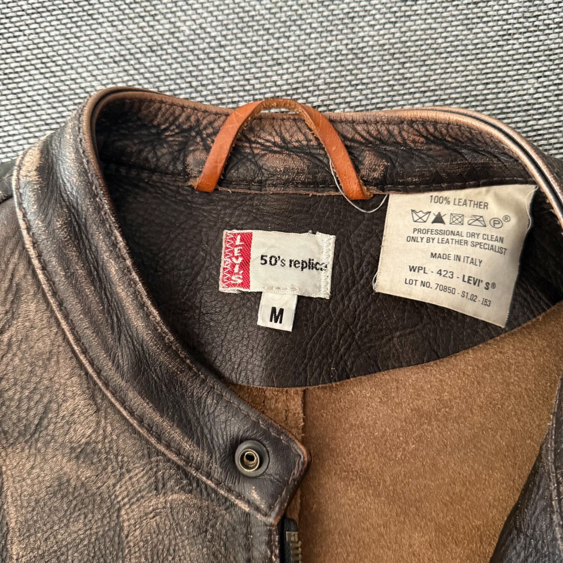 Levi's Vintage Clothing Levis Lvc Vintage Distressed Leather Moto Jacket Size US M / EU 48-50 / 2 - 3 Thumbnail