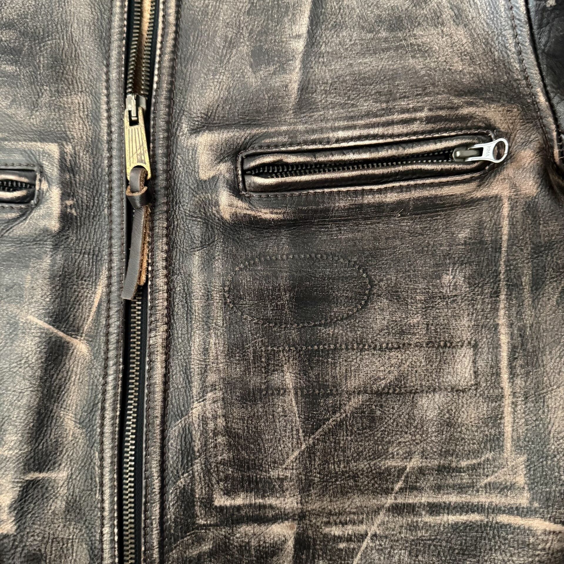 Levi's Vintage Clothing Levis Lvc Vintage Distressed Leather Moto Jacket Size US M / EU 48-50 / 2 - 4 Thumbnail