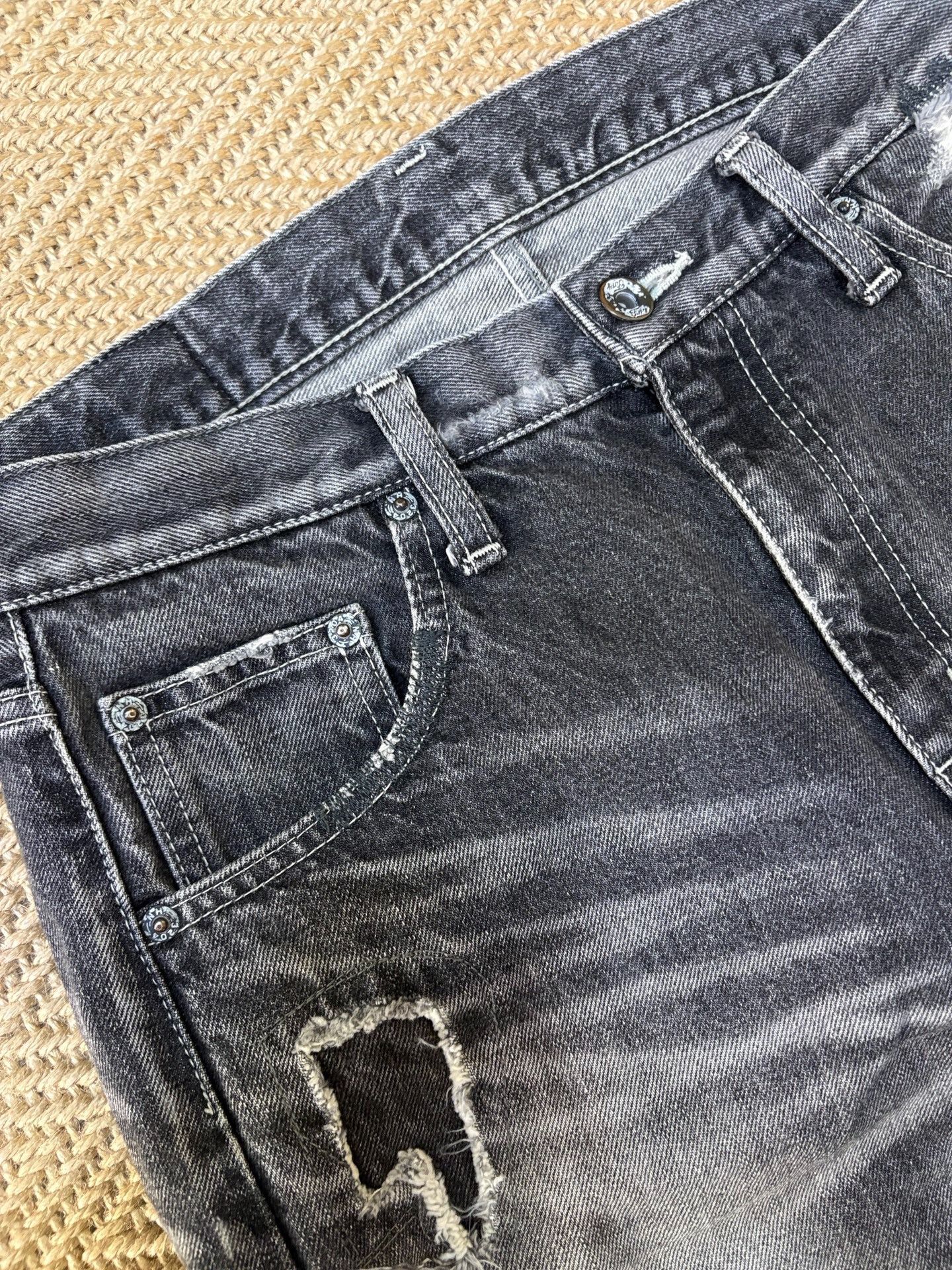 Neighborhood NEIGHBORHOOD 06EX KNEEL Distressed Jeans Size US 26 / EU 42 - 7 Thumbnail