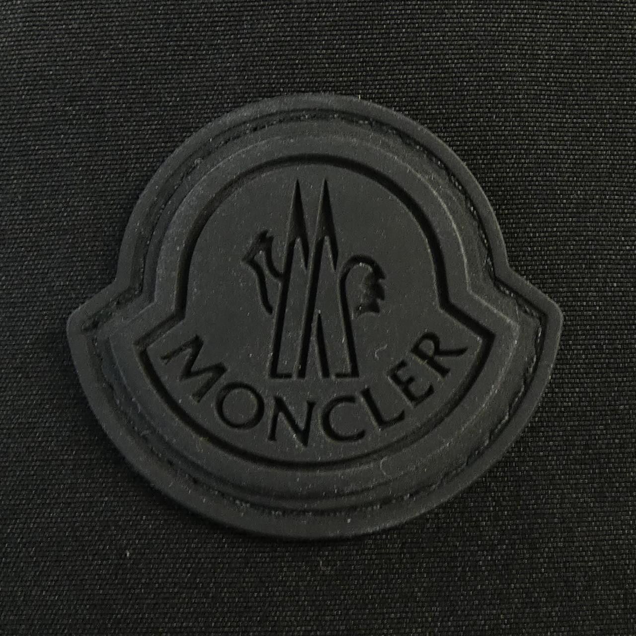 Moncler Moncler Moncler KERJEAN Down Jacket Textile Outerwear KERJEAN DUTY FREE for USA Size ONE SIZE - 9 Thumbnail