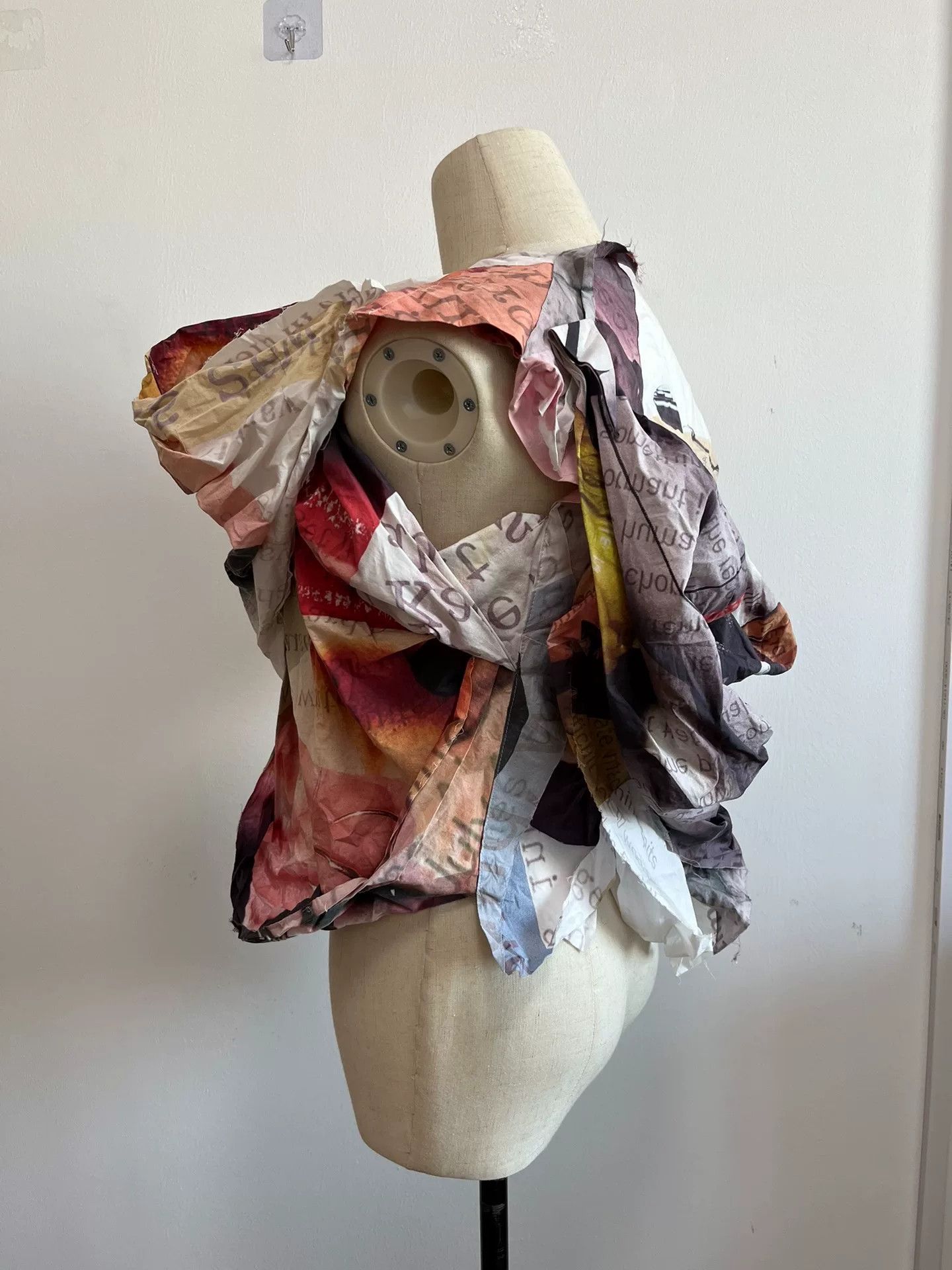 Nozomi Ishiguro Nozomi Ishiguro 2013SS Asymmetrical Portrait Top Size S / US 4 / IT 40 - 8 Thumbnail