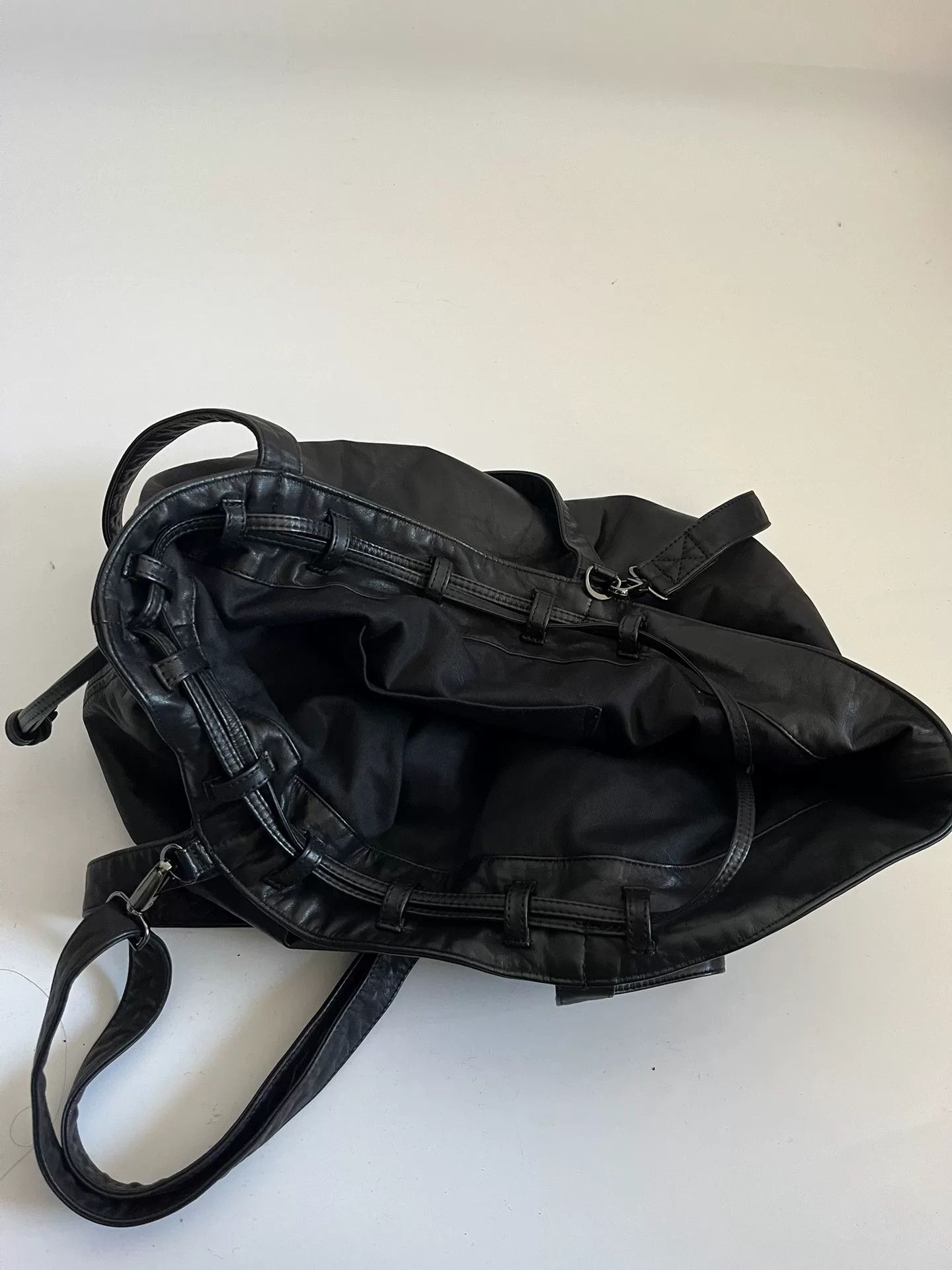 Yohji Yamamoto Yohji Yamamoto Discord Irregular Tote Size ONE SIZE - 8 Thumbnail
