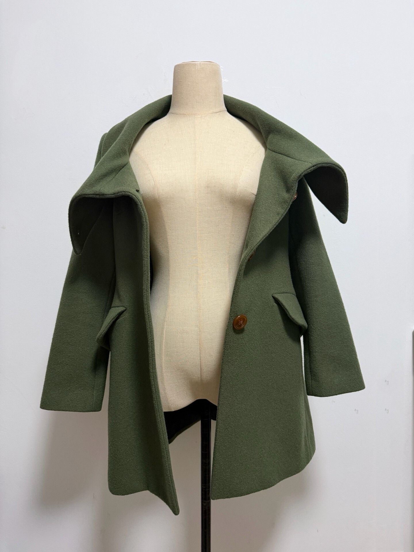 Vivienne Westwood Vivienne Westwood Matcha Wool Coat Size M / US 6-8 / IT 42-44 - 6 Thumbnail