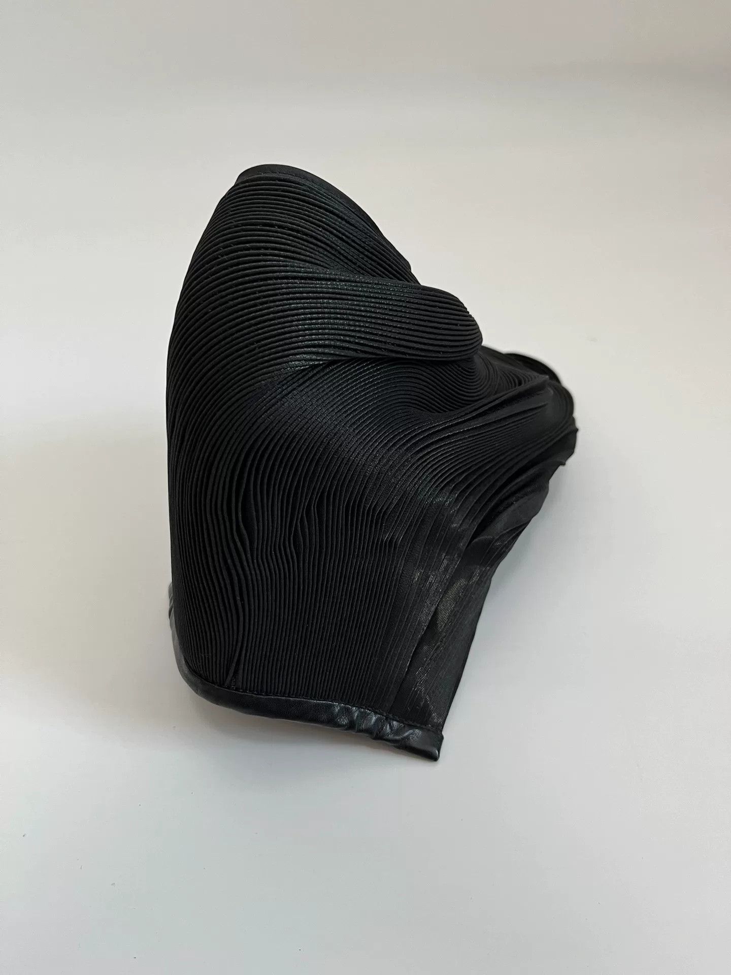 Issey Miyake Issey Miyake 3D Shaped Hat Black Size ONE SIZE - 8 Thumbnail