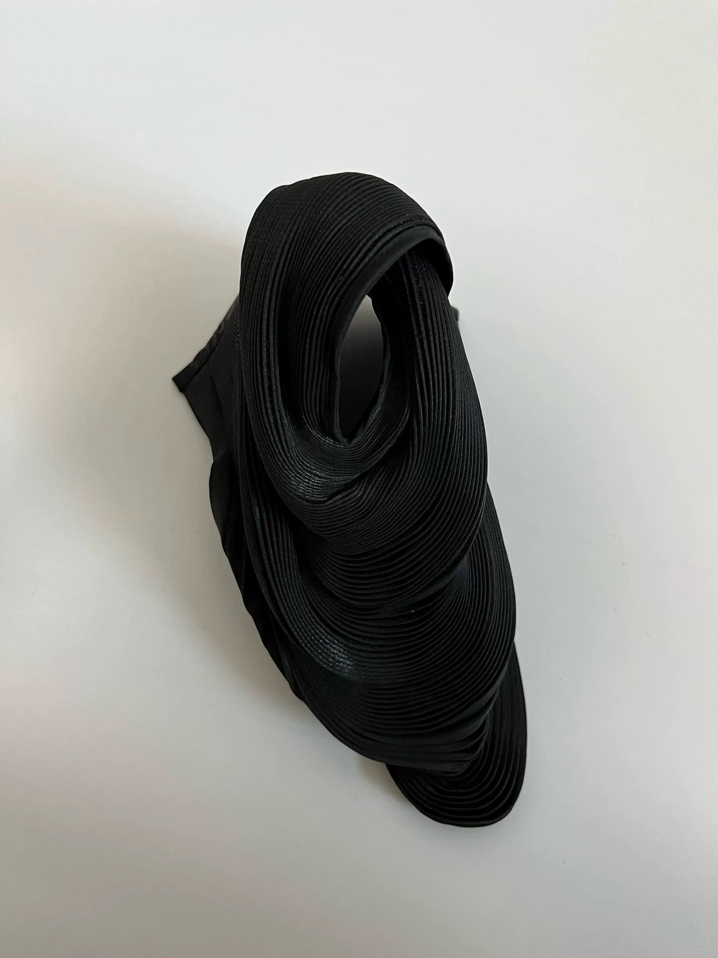 Issey Miyake Issey Miyake 3D Shaped Hat Black Size ONE SIZE - 7 Thumbnail