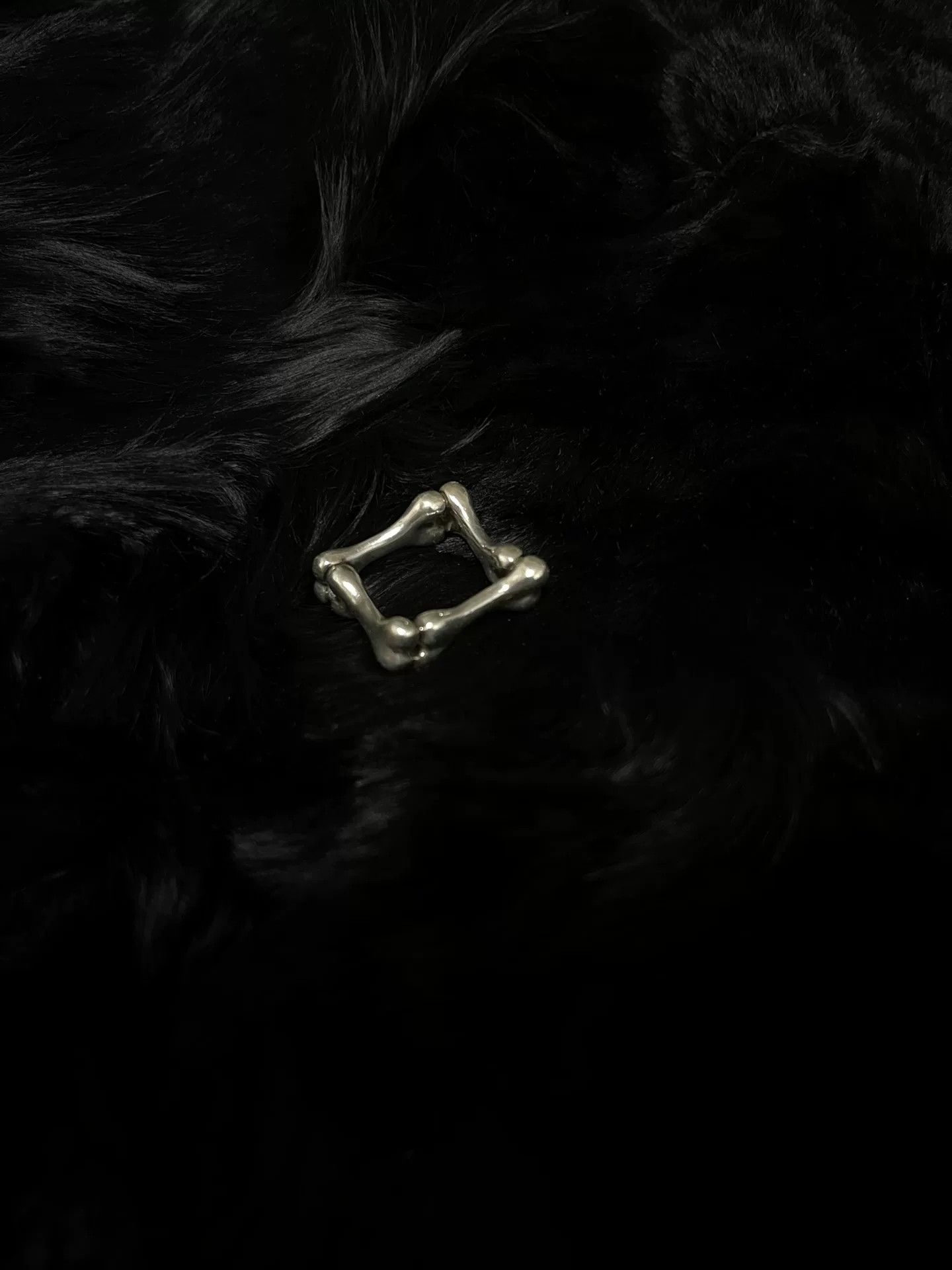 Vivienne Westwood 925 Silver Bone Ring L